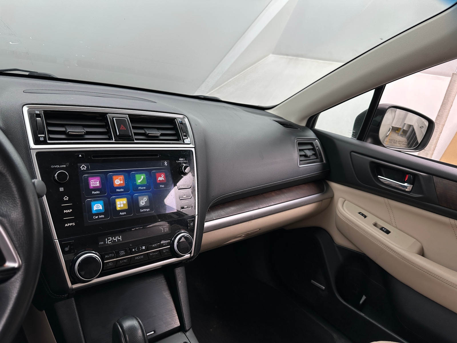 Thumbnail: 2018 Subaru Outback - 3