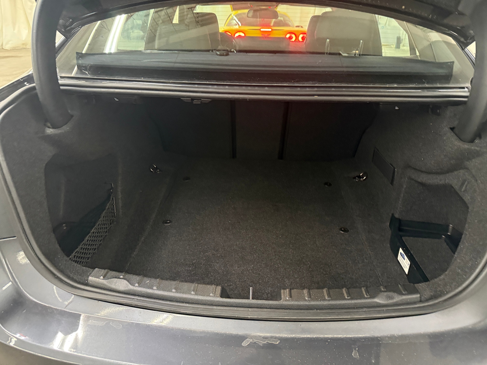 Thumbnail: 2016 BMW 3 Series - 6