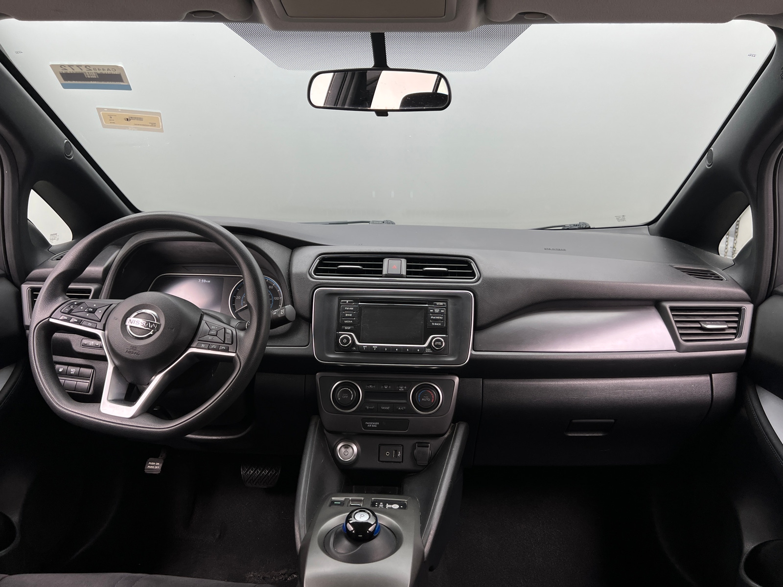 Thumbnail: 2019 Nissan Leaf - 3