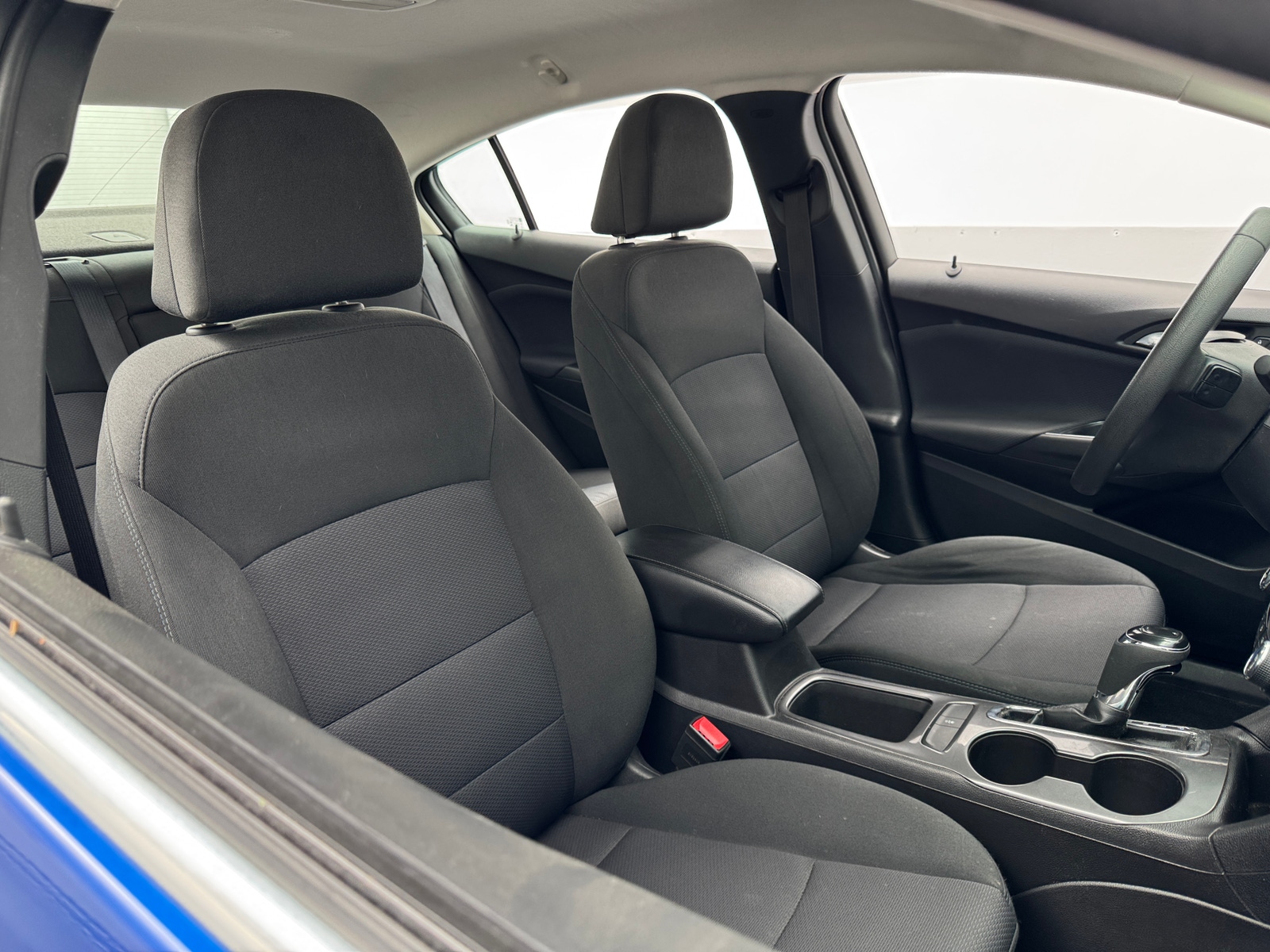 Thumbnail: 2018 Chevrolet Cruze - 2