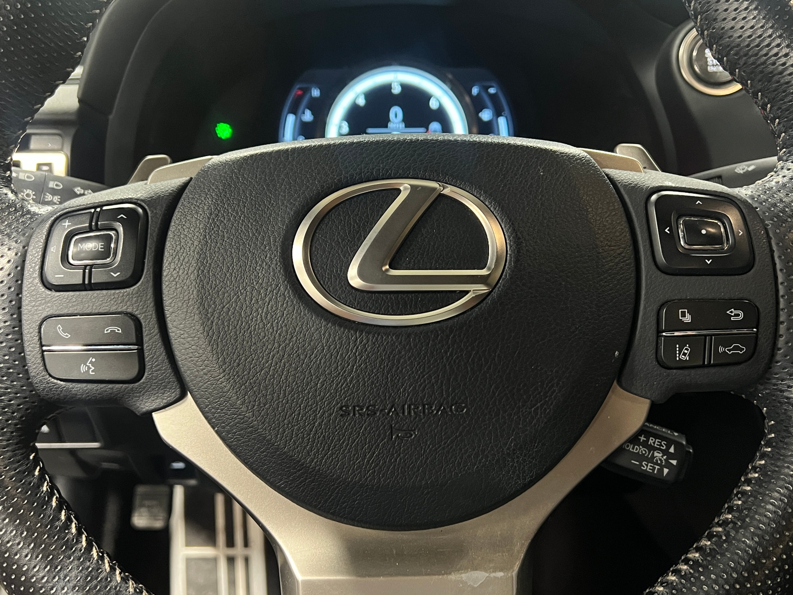 Thumbnail: 2019 Lexus RC - 3