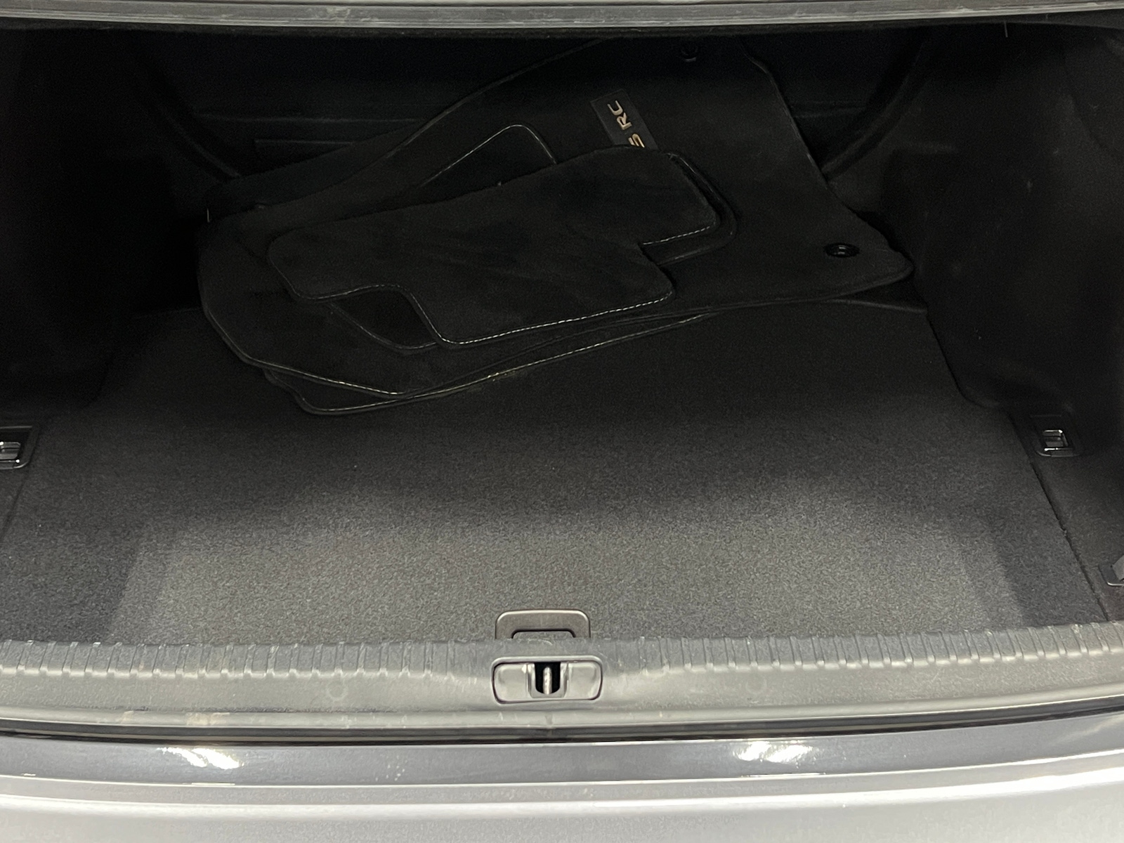 Thumbnail: 2019 Lexus RC - 4