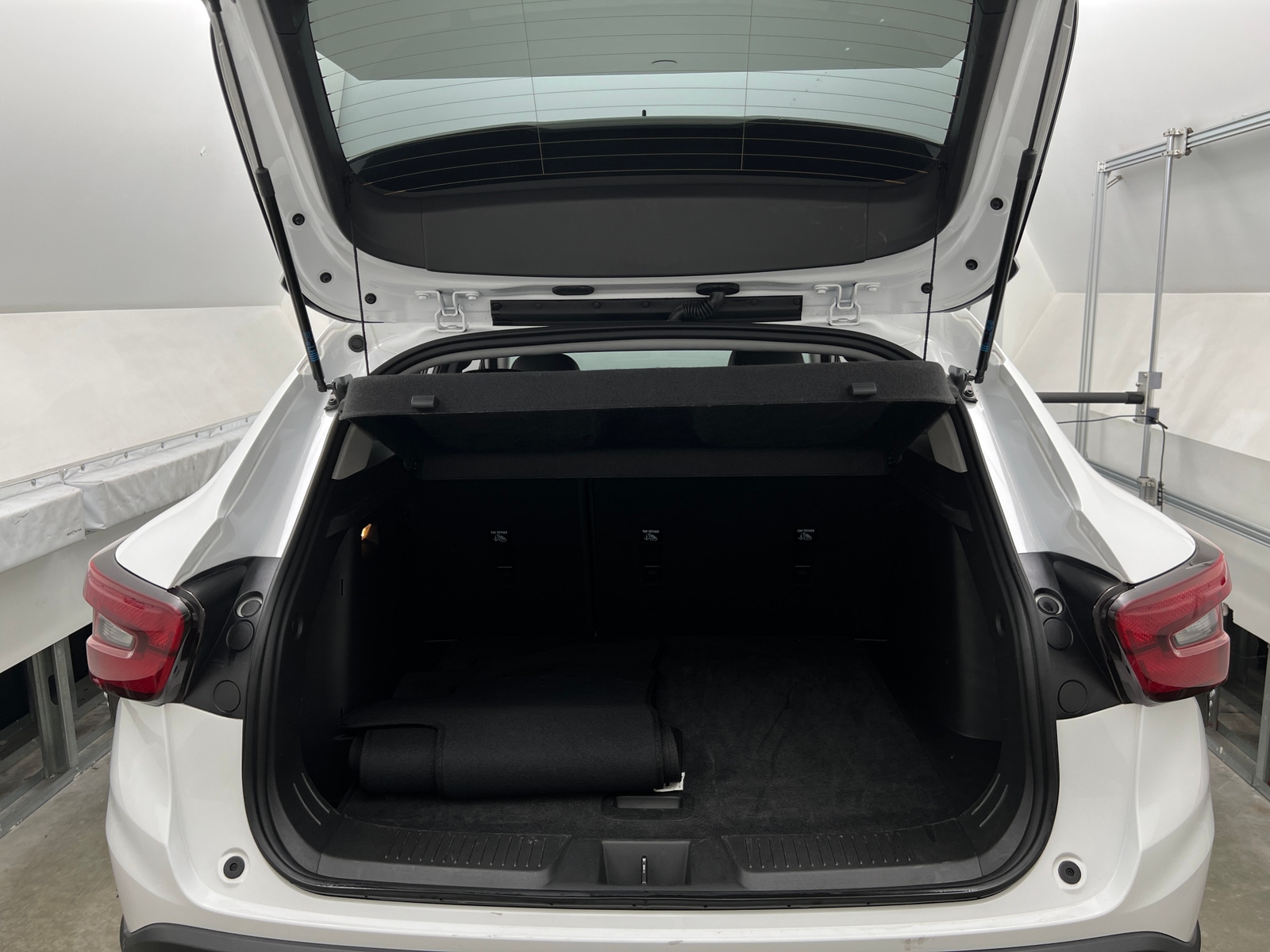 Thumbnail: 2025 Chevrolet Trax - 7