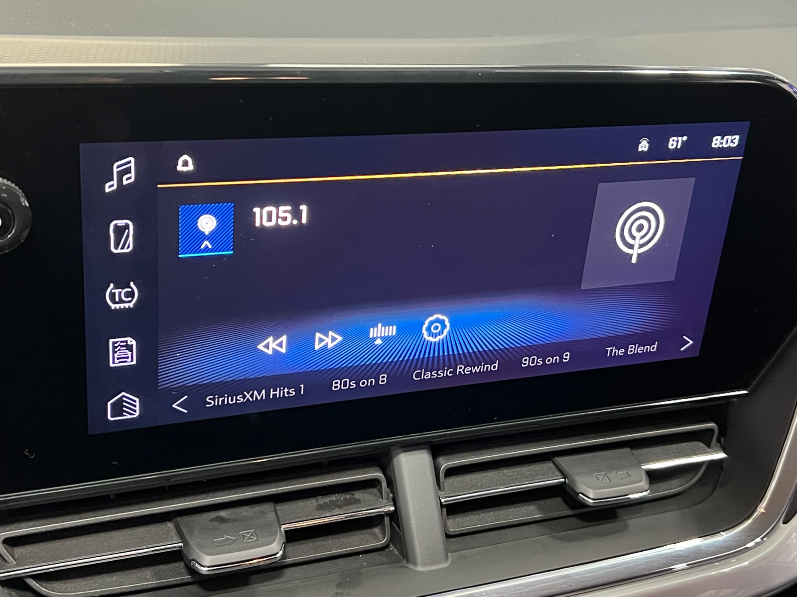 Thumbnail: 2025 Chevrolet Trax - 4