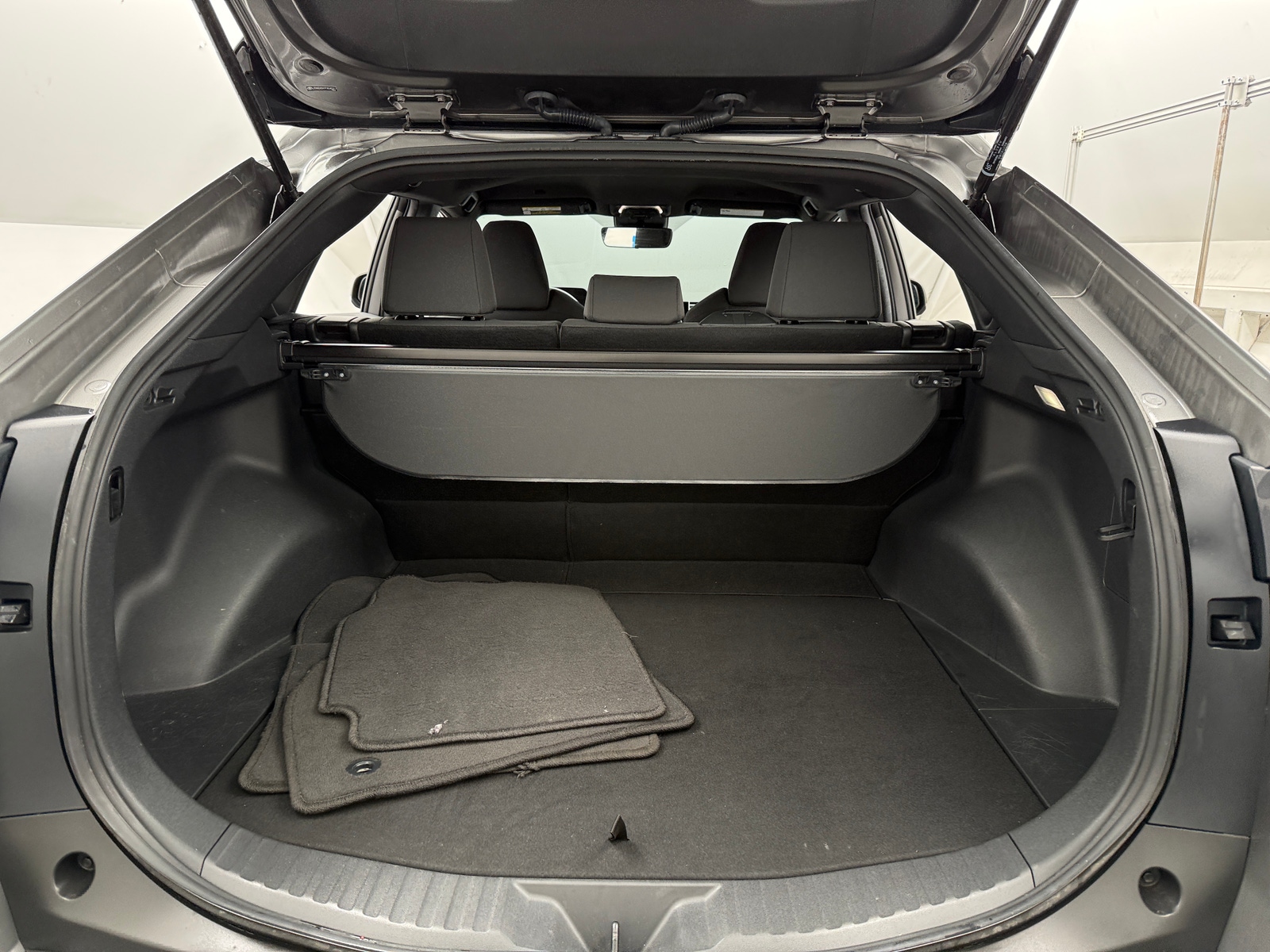 Thumbnail: 2023 Subaru Solterra - 7