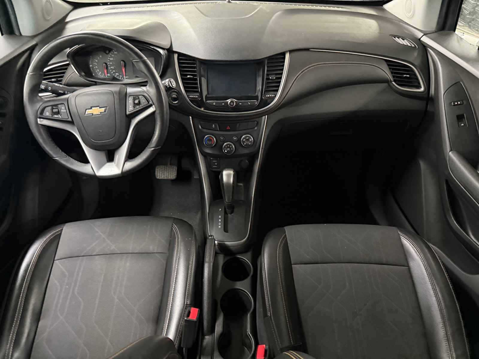 Thumbnail: 2017 Chevrolet Trax - 3