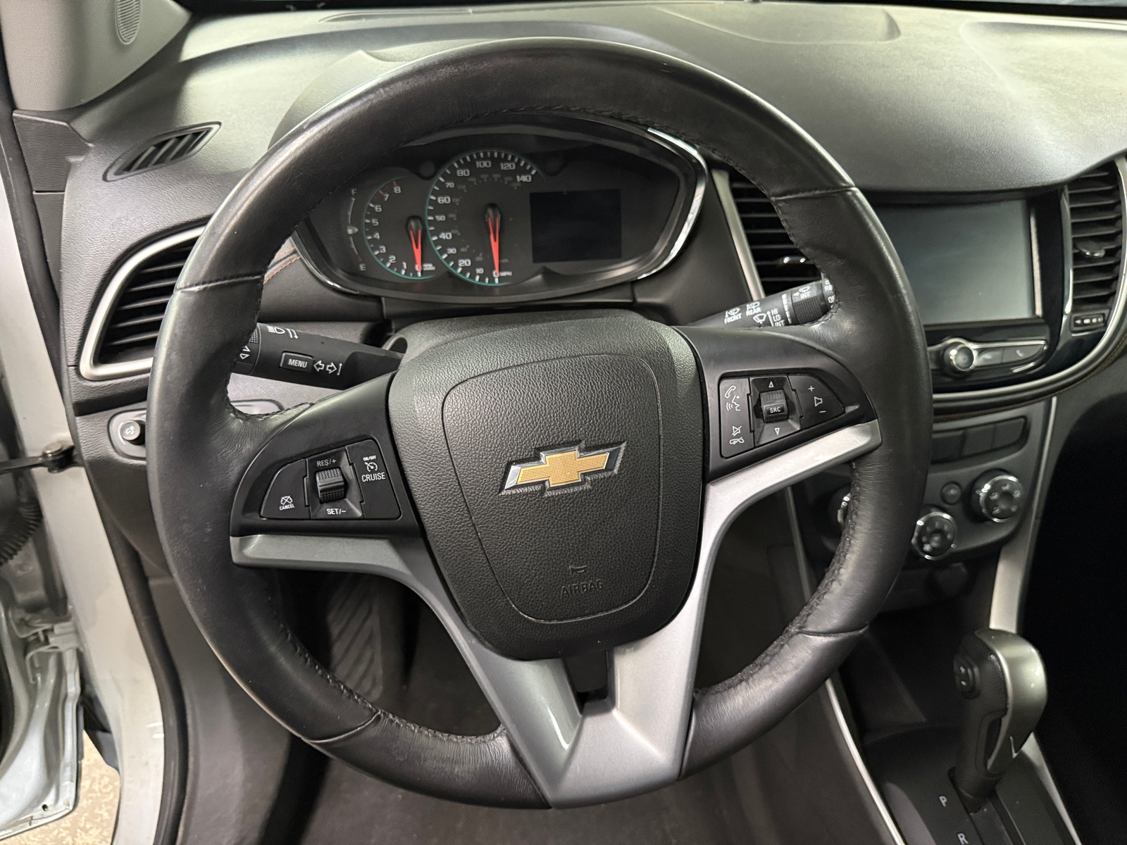 Thumbnail: 2017 Chevrolet Trax - 5