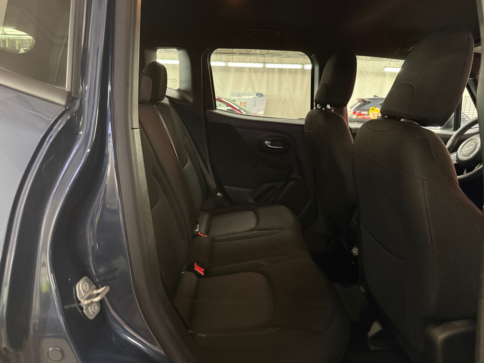 Thumbnail: 2021 Jeep Renegade - 6