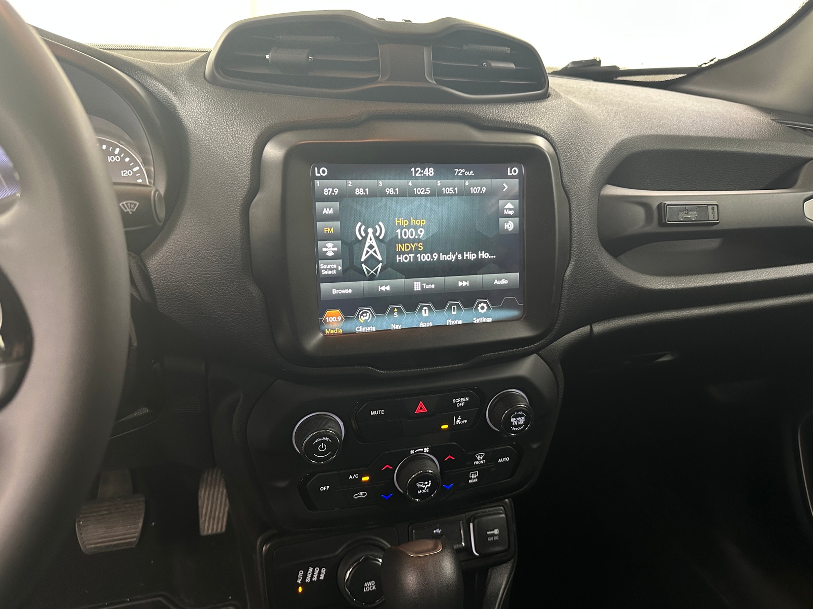 Thumbnail: 2021 Jeep Renegade - 4