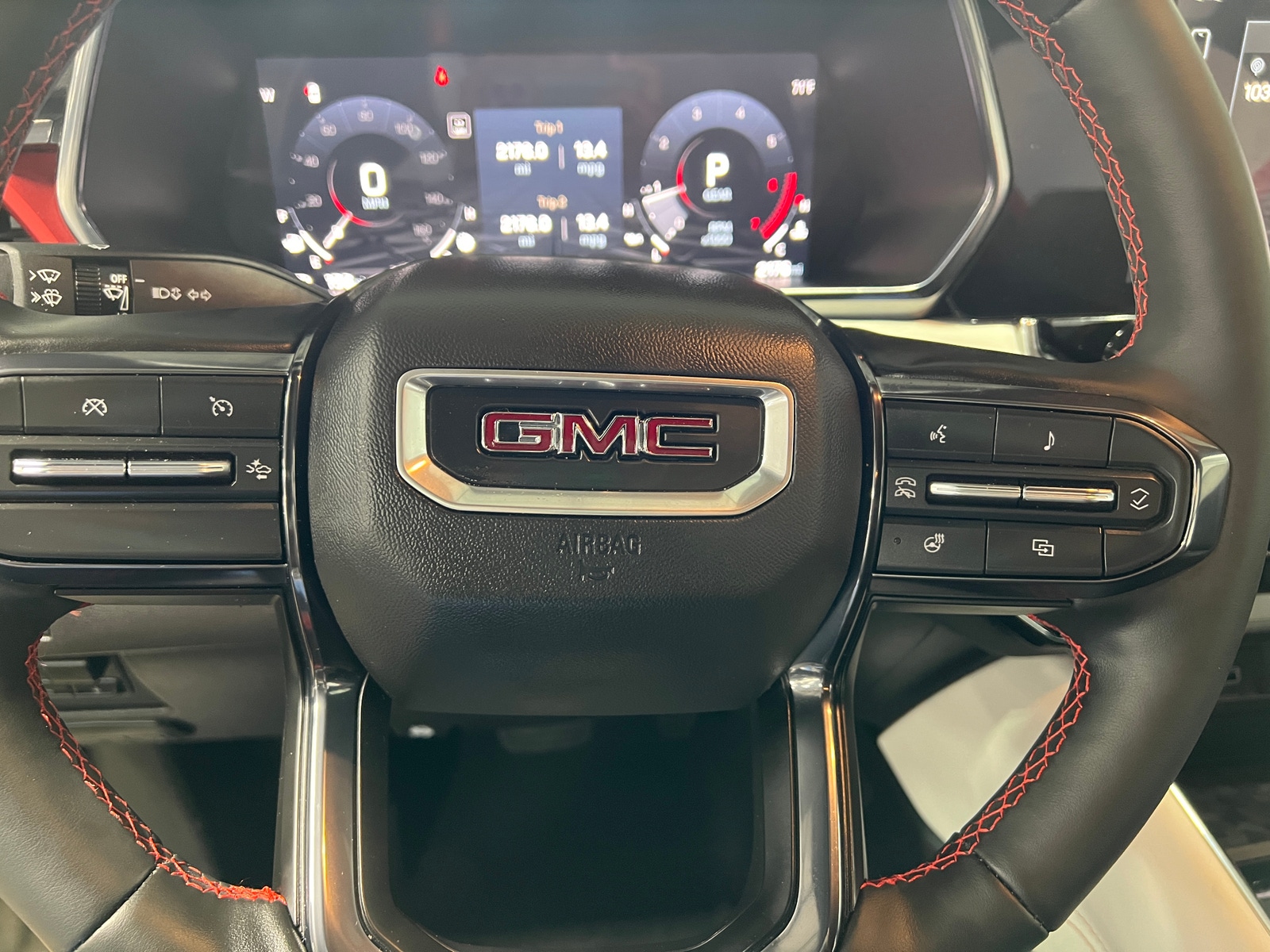 Thumbnail: 2023 GMC Canyon - 4