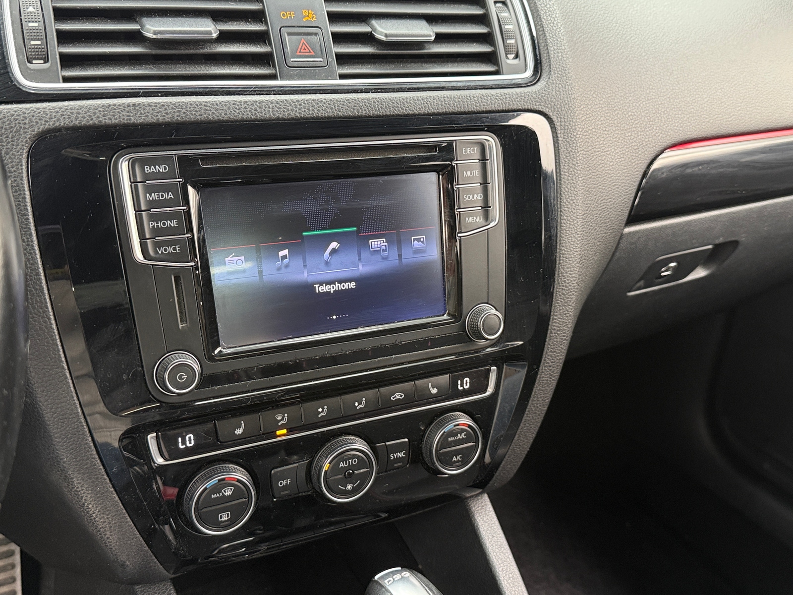 Thumbnail: 2016 Volkswagen Jetta - 3