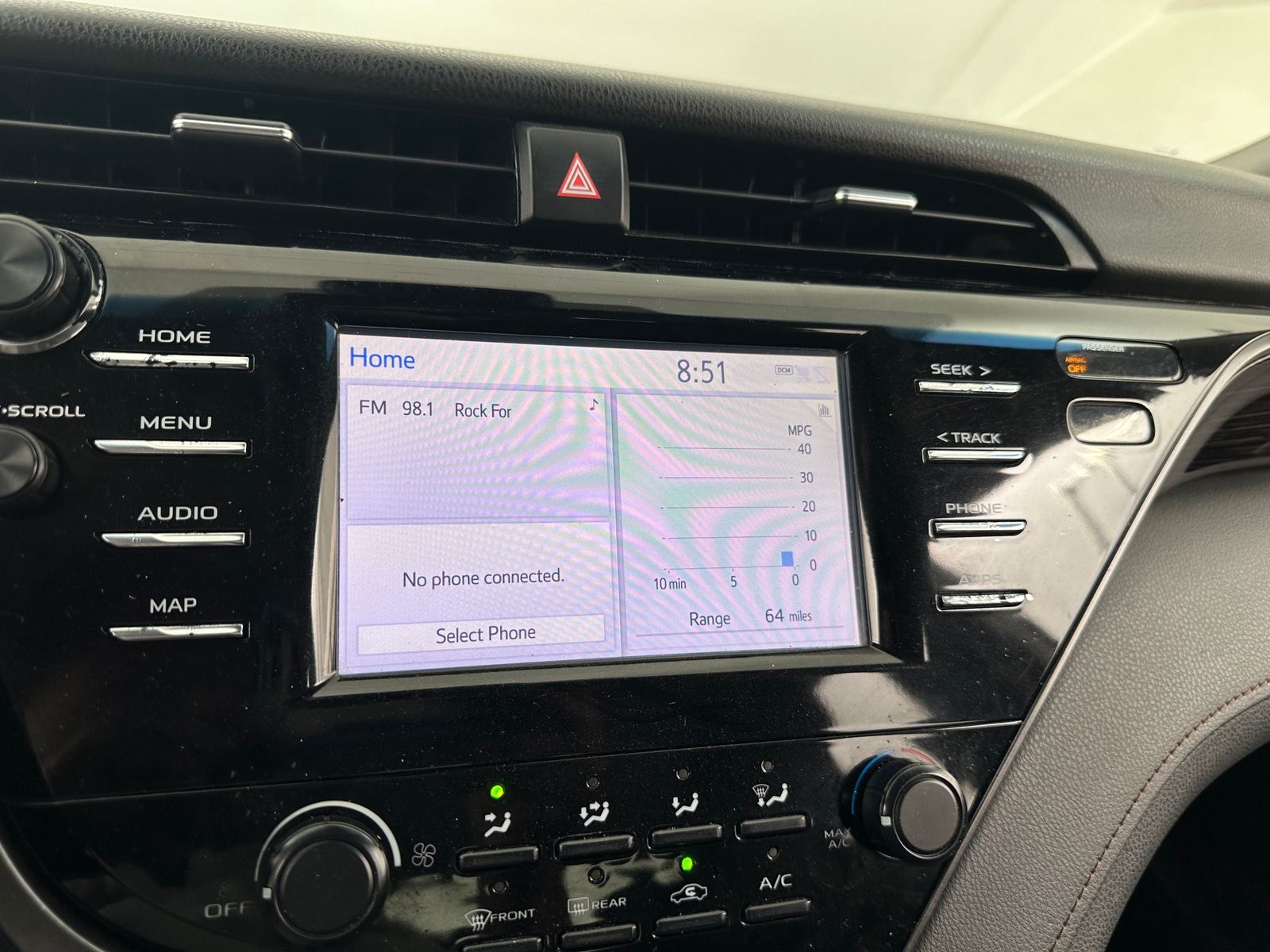 Thumbnail: 2019 Toyota Camry - 4