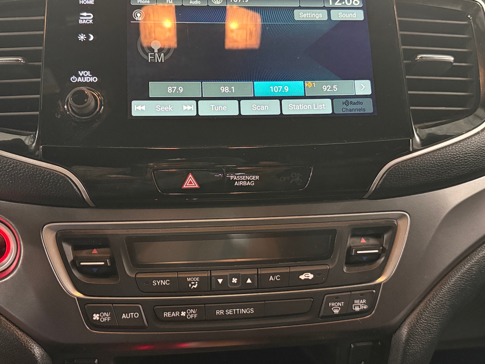 Thumbnail: 2022 Honda Passport - 3