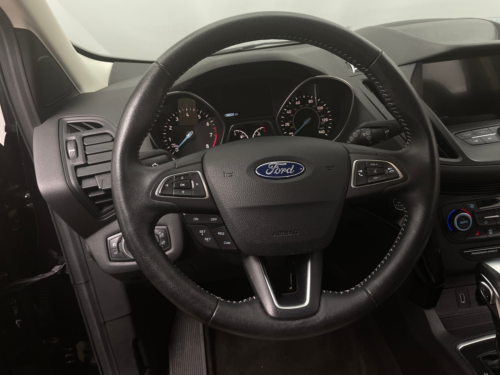 Thumbnail: 2019 Ford Escape - 5