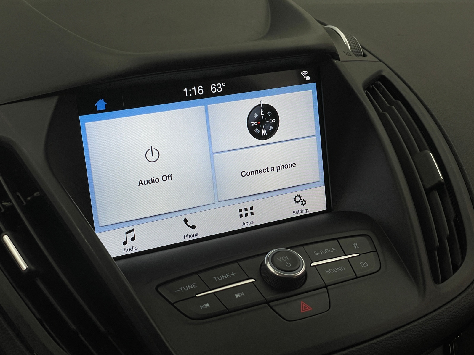 Thumbnail: 2019 Ford Escape - 4