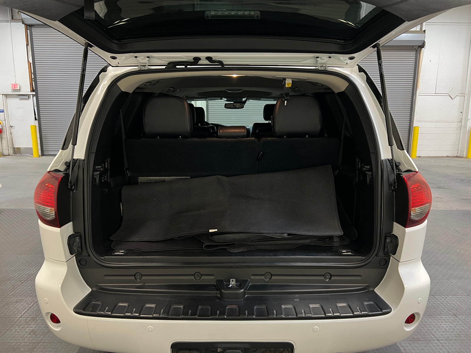 Thumbnail: 2021 Toyota Sequoia - 6