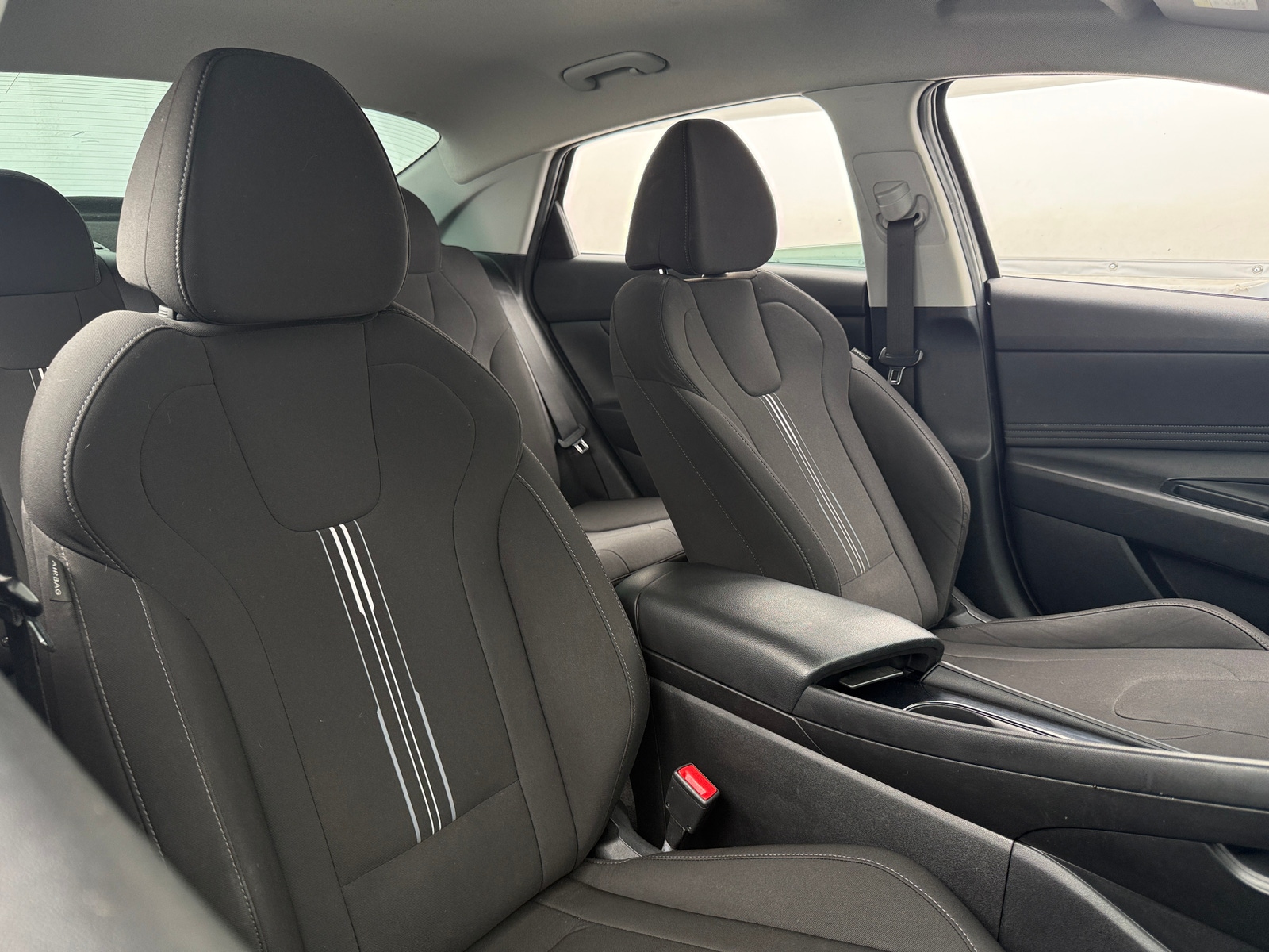 Thumbnail: 2022 Hyundai Elantra - 2