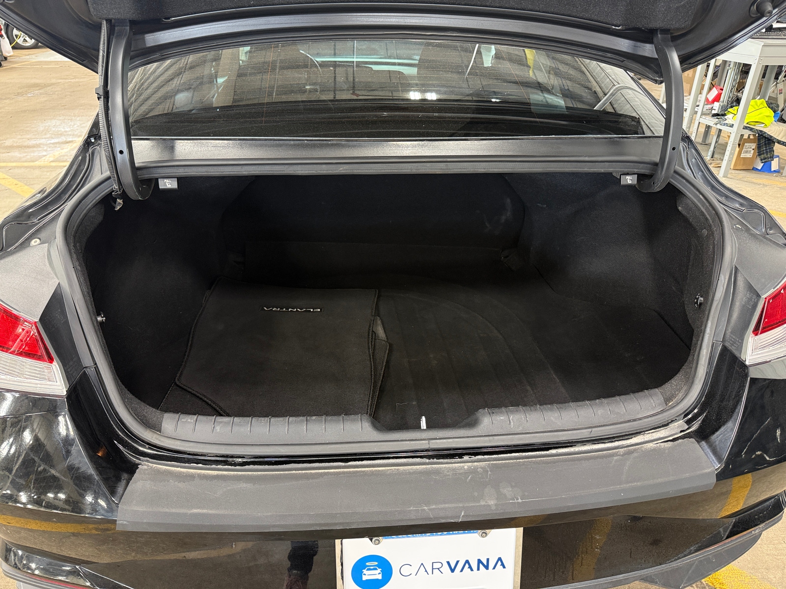 Thumbnail: 2022 Hyundai Elantra - 7