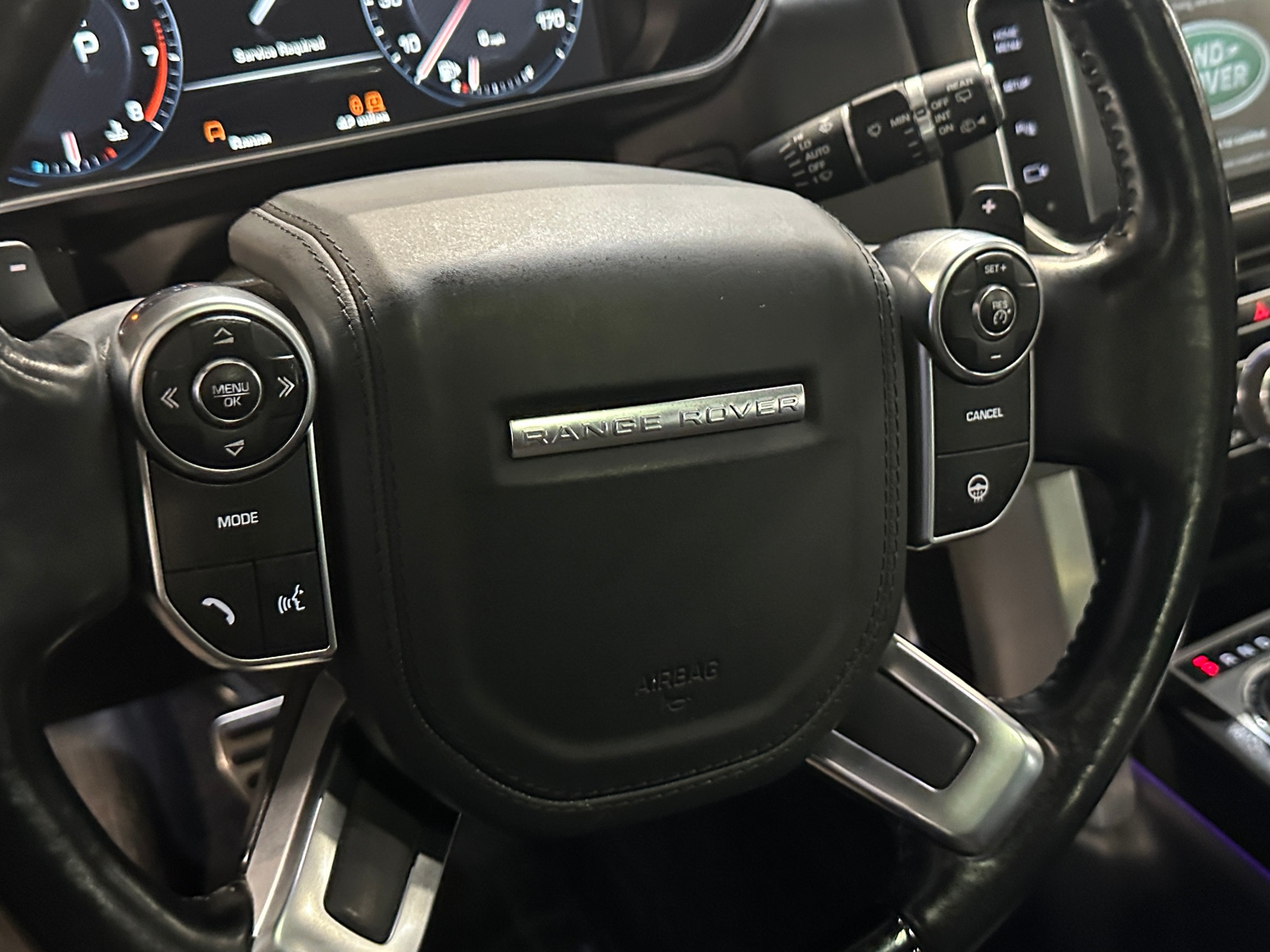 Thumbnail: 2015 Land Rover Range Rover - 4