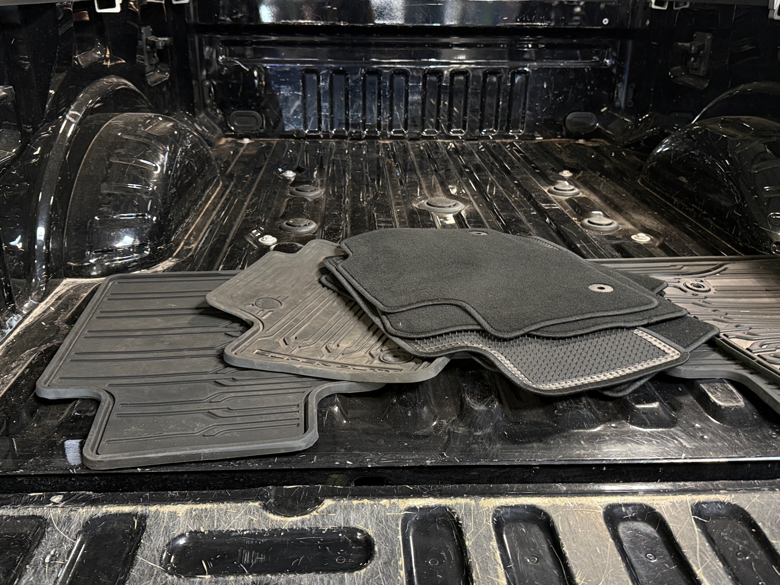 Thumbnail: 2022 Ford Econoline - 6