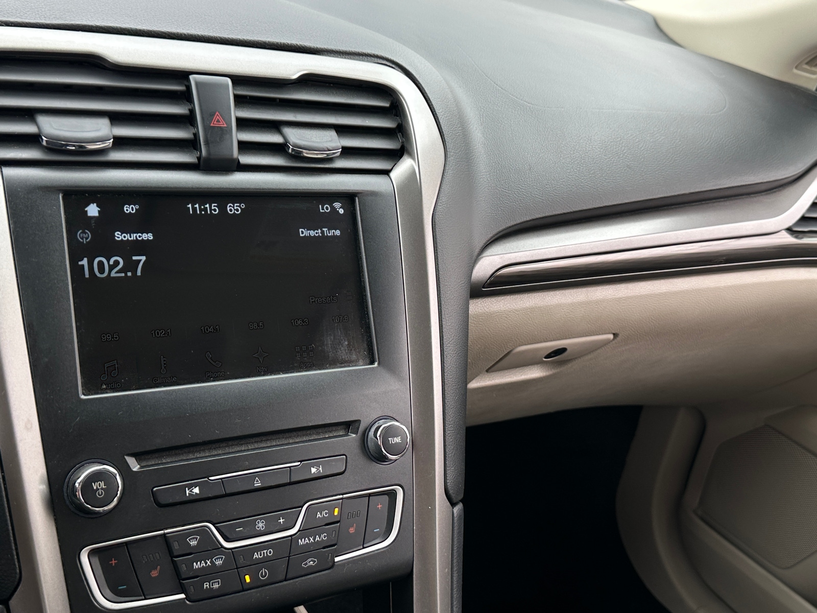 Thumbnail: 2017 Ford Fusion - 4