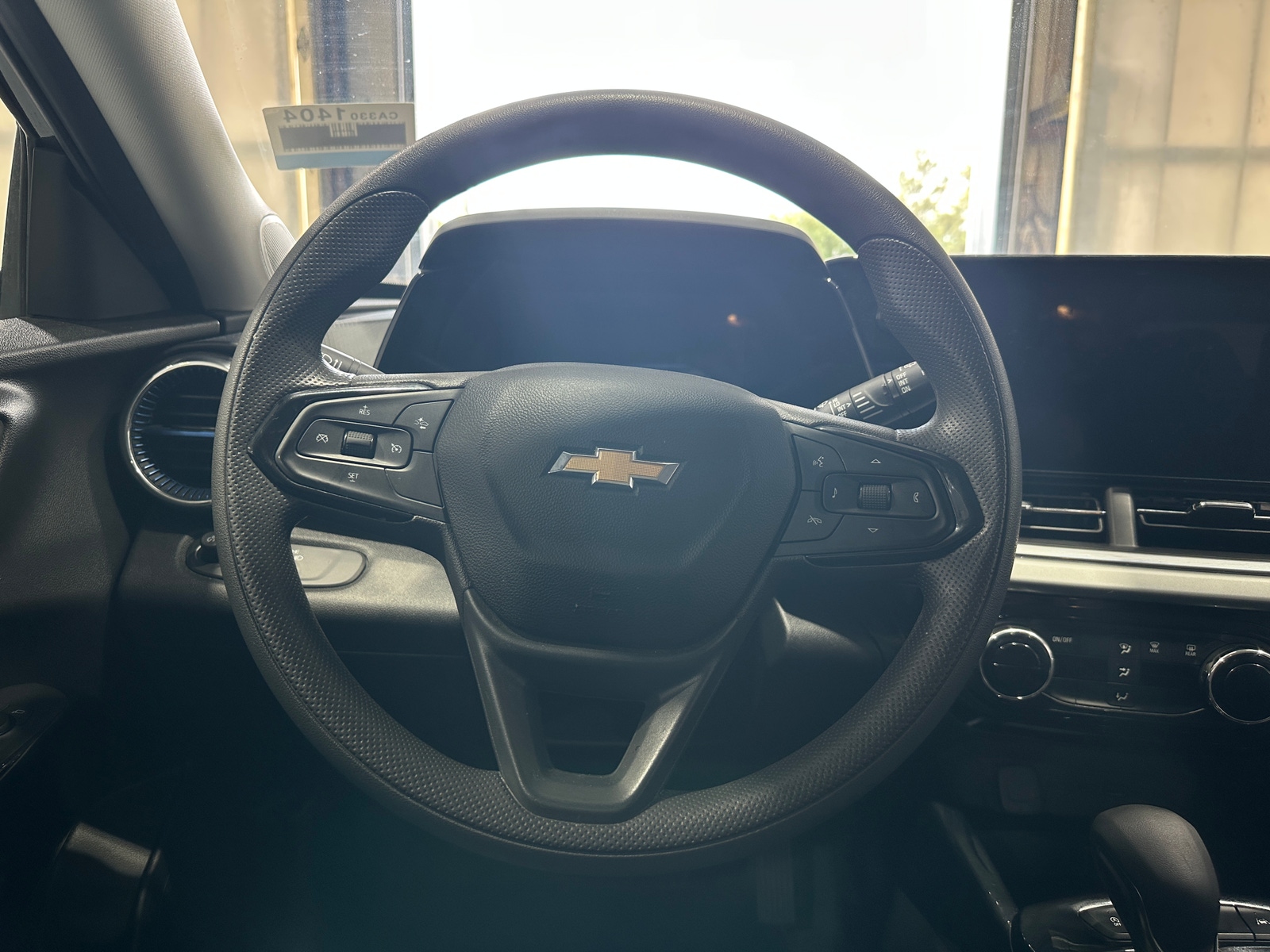 Thumbnail: 2025 Chevrolet Trax - 5