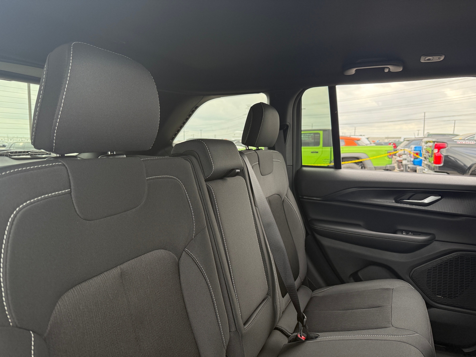 Thumbnail: 2026 Jeep Grand Cherokee - 6