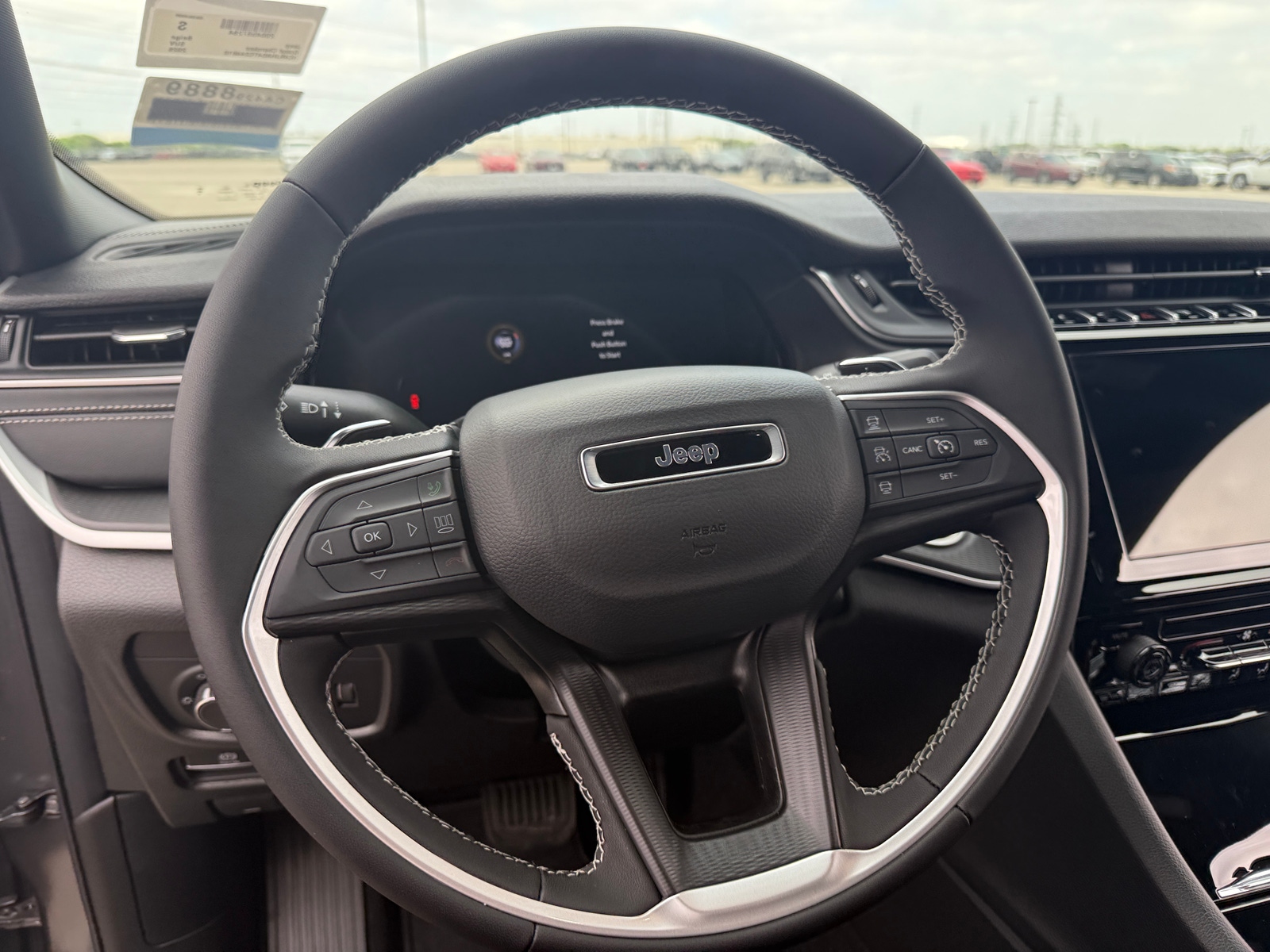 Thumbnail: 2026 Jeep Grand Cherokee - 5