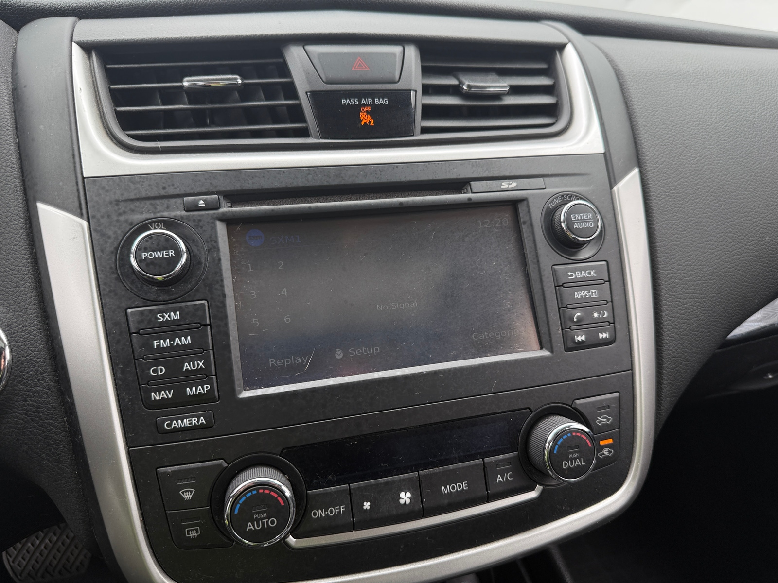 Thumbnail: 2016 Nissan Altima - 3