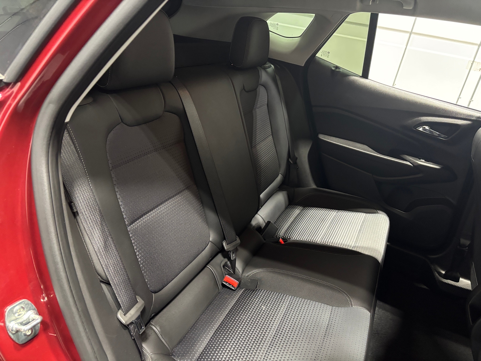 Thumbnail: 2025 Chevrolet Trax - 6