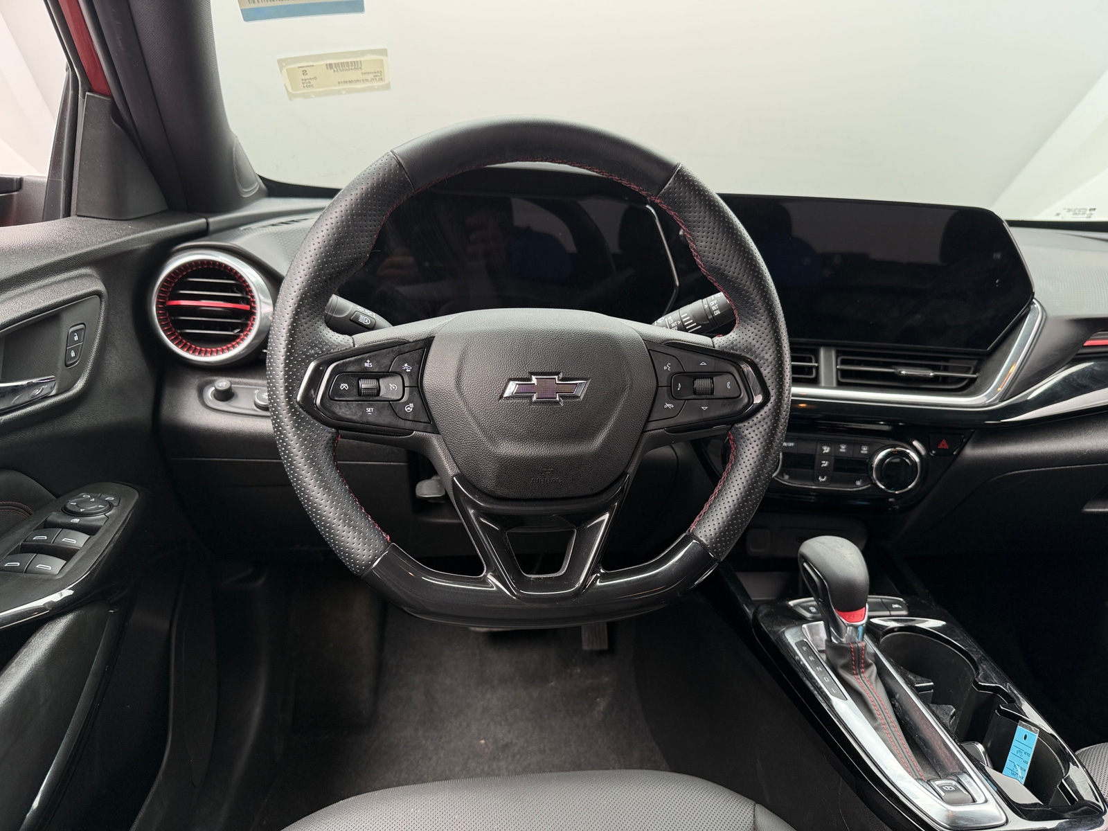 Thumbnail: 2024 Chevrolet Trax - 4