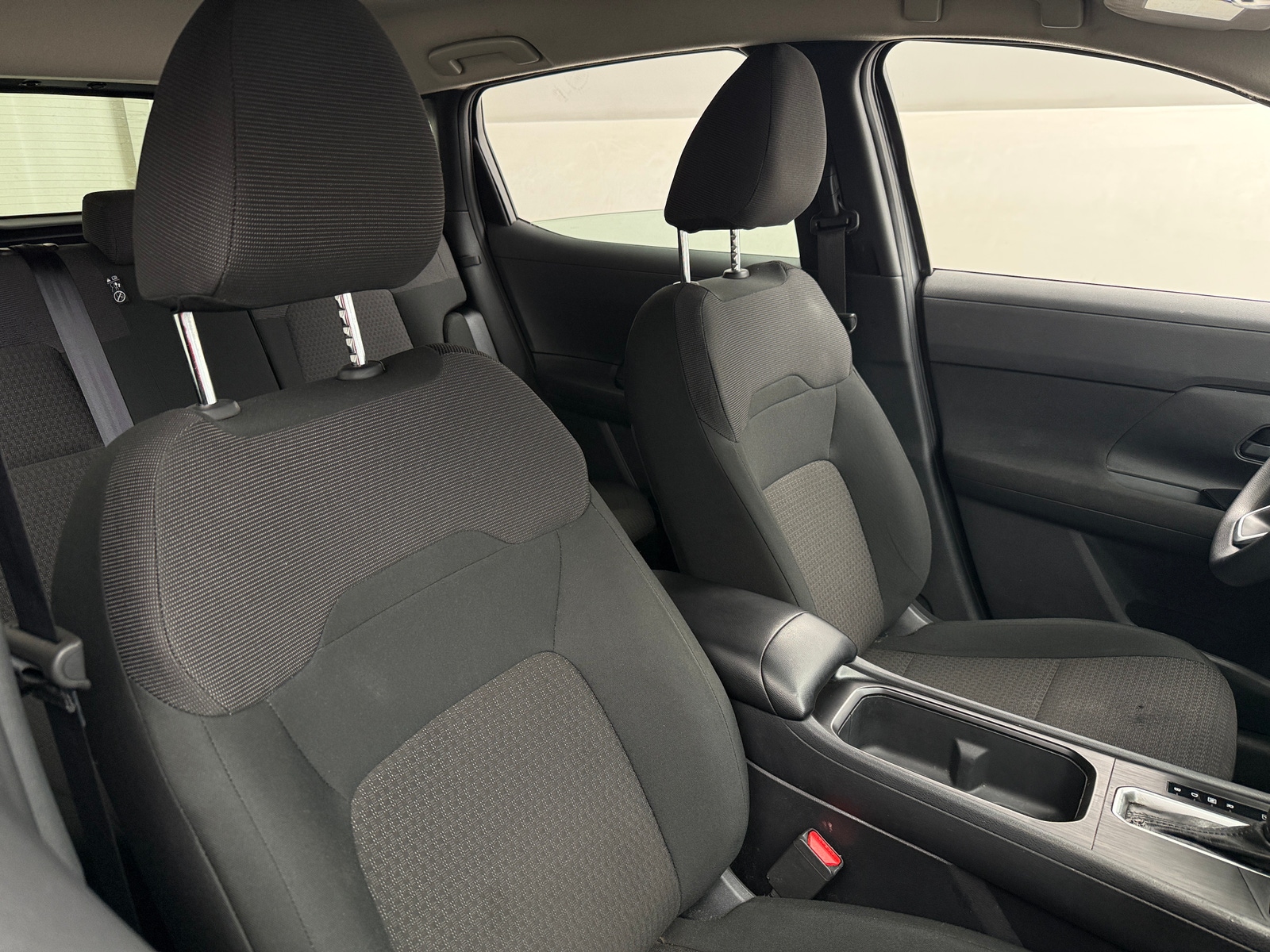 Thumbnail: 2025 Nissan Kicks - 2