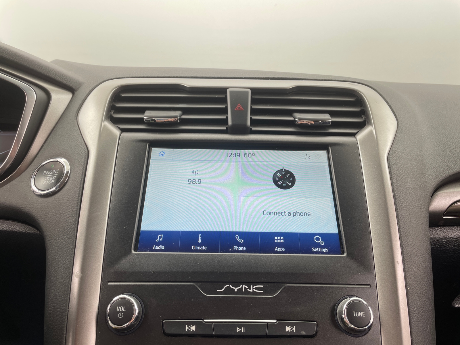 Thumbnail: 2020 Ford Fusion - 3