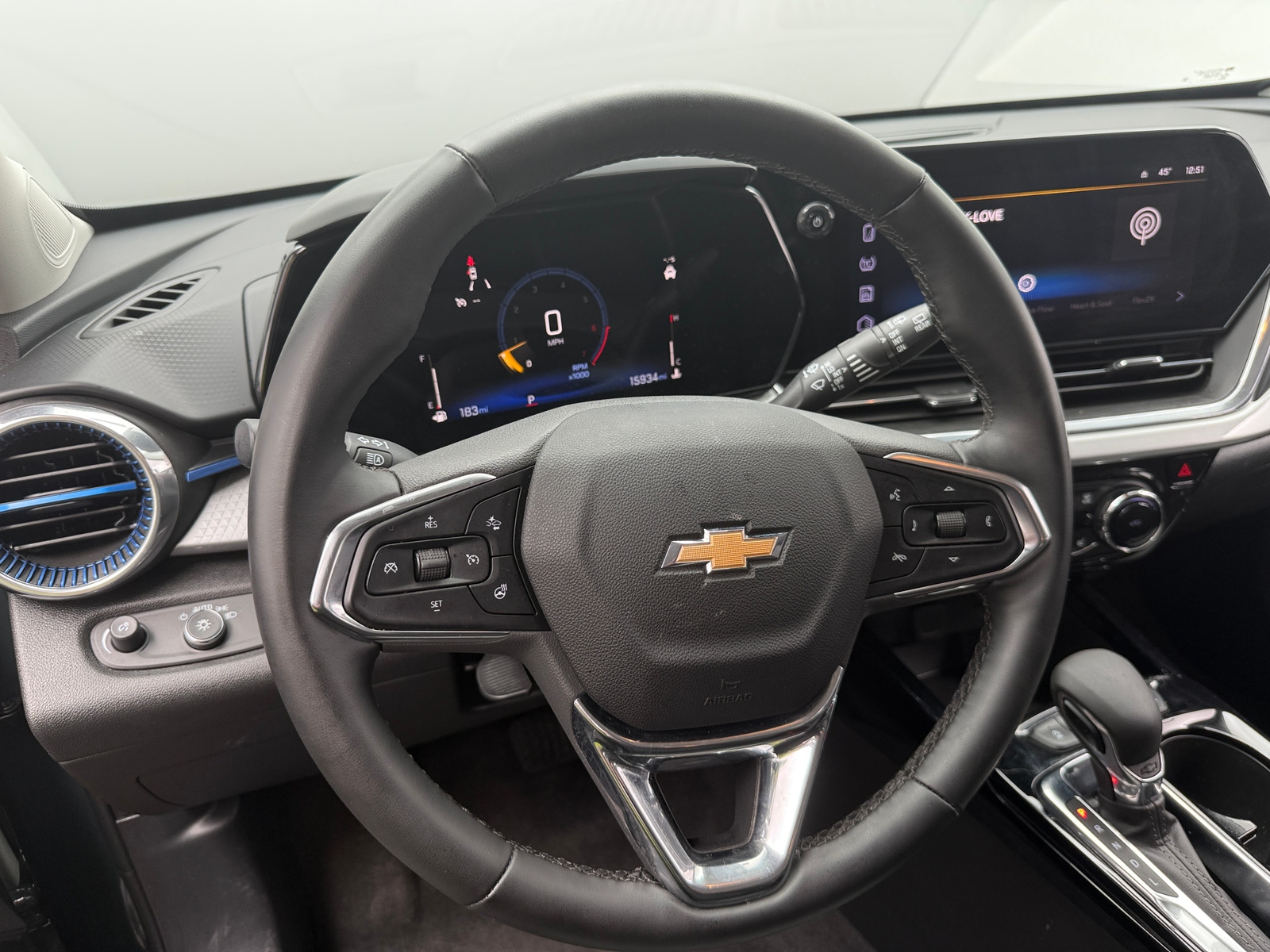 Thumbnail: 2025 Chevrolet Trax - 5