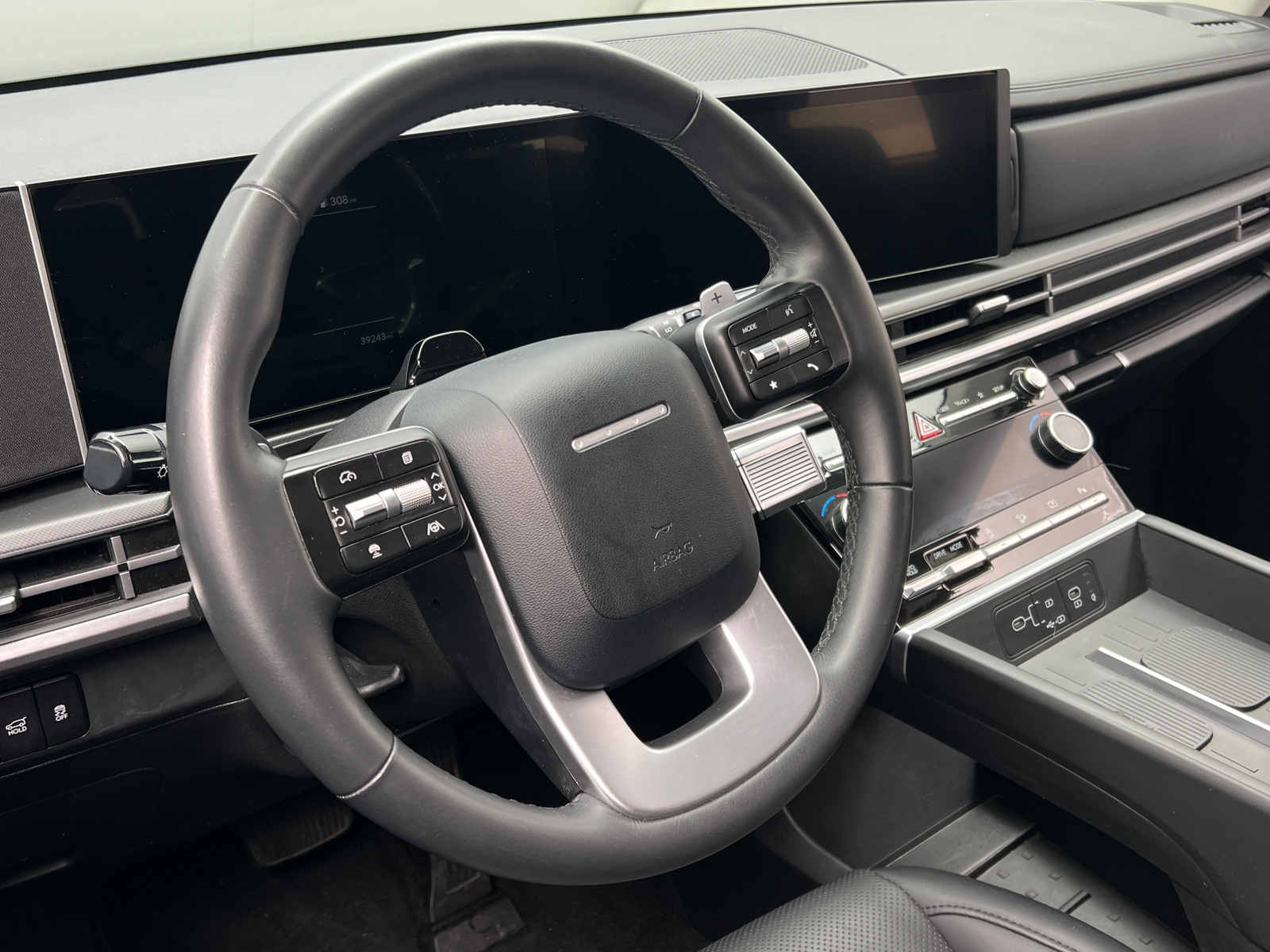 Thumbnail: 2025 Hyundai Santa Fe - 4