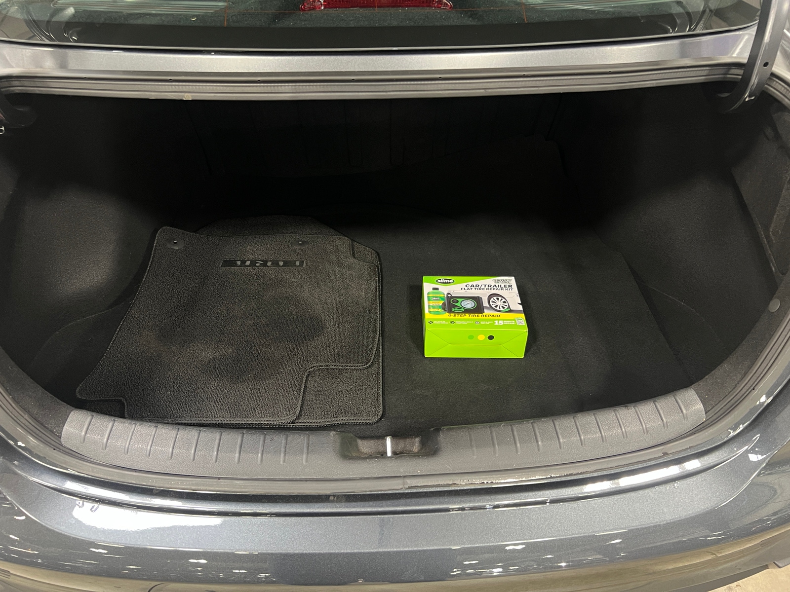 Thumbnail: 2024 Kia Forte - 7