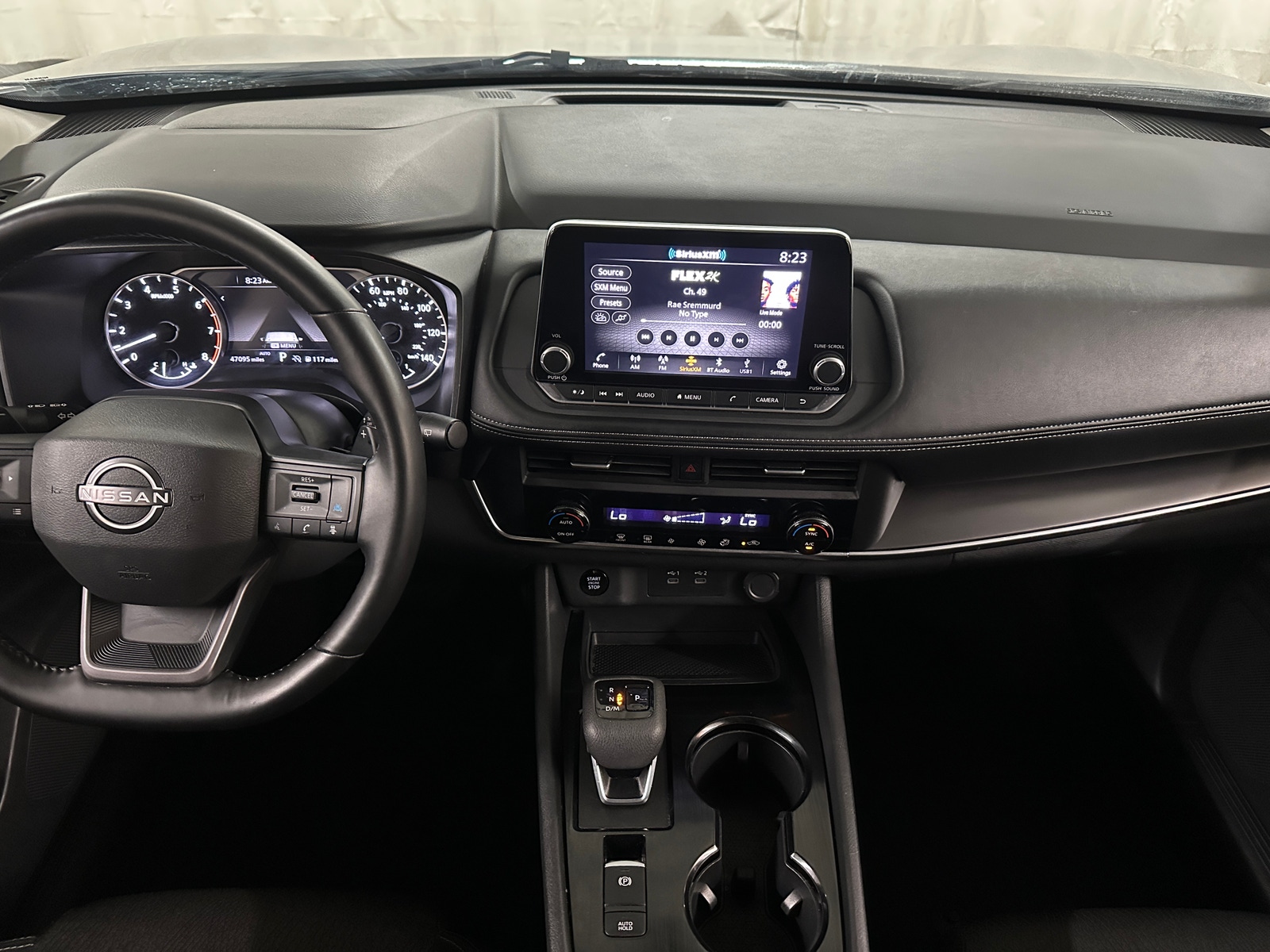 Thumbnail: 2025 Nissan Rogue - 3