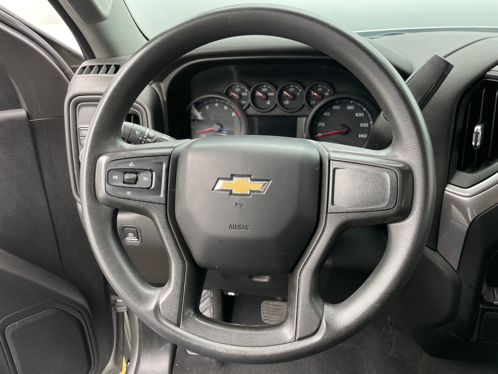 Thumbnail: 2019 Chevrolet Silverado 1500 - 5