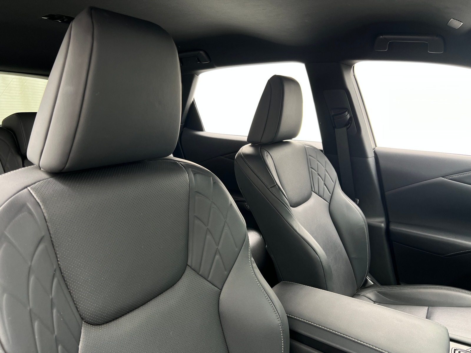 Thumbnail: 2024 Lexus RX - 2