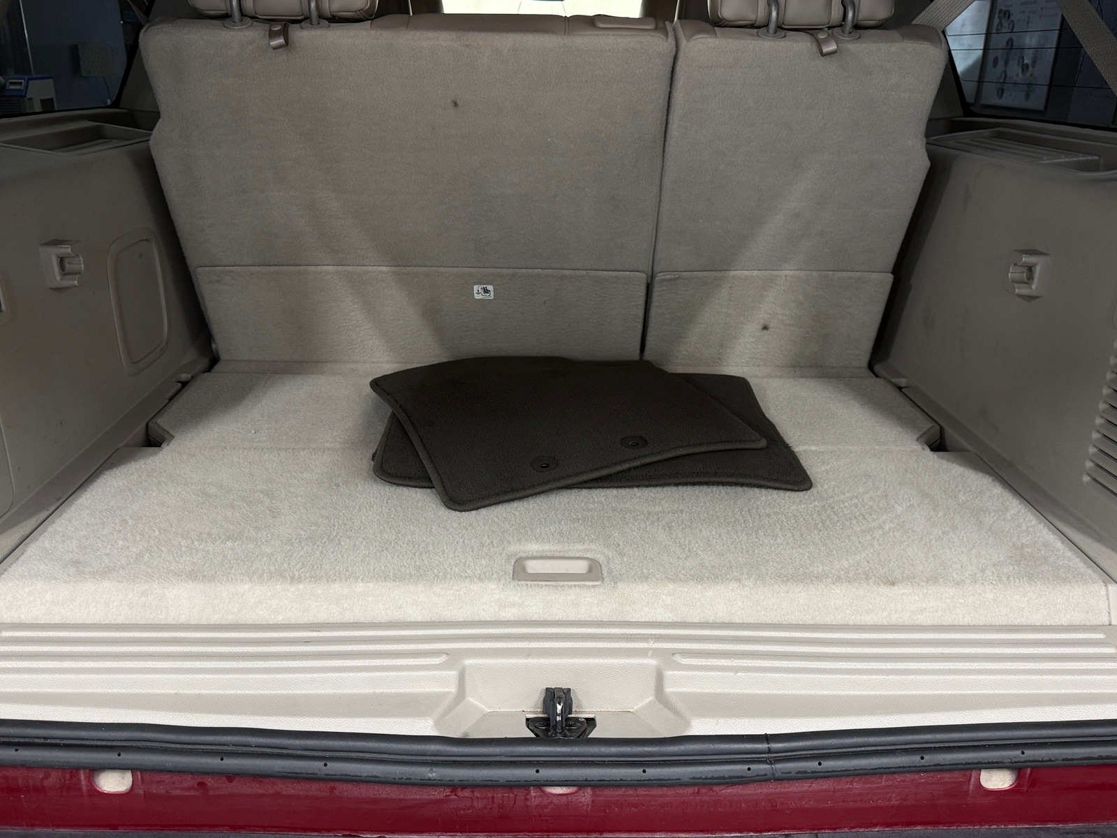 Thumbnail: 2017 Lincoln Navigator L - 6