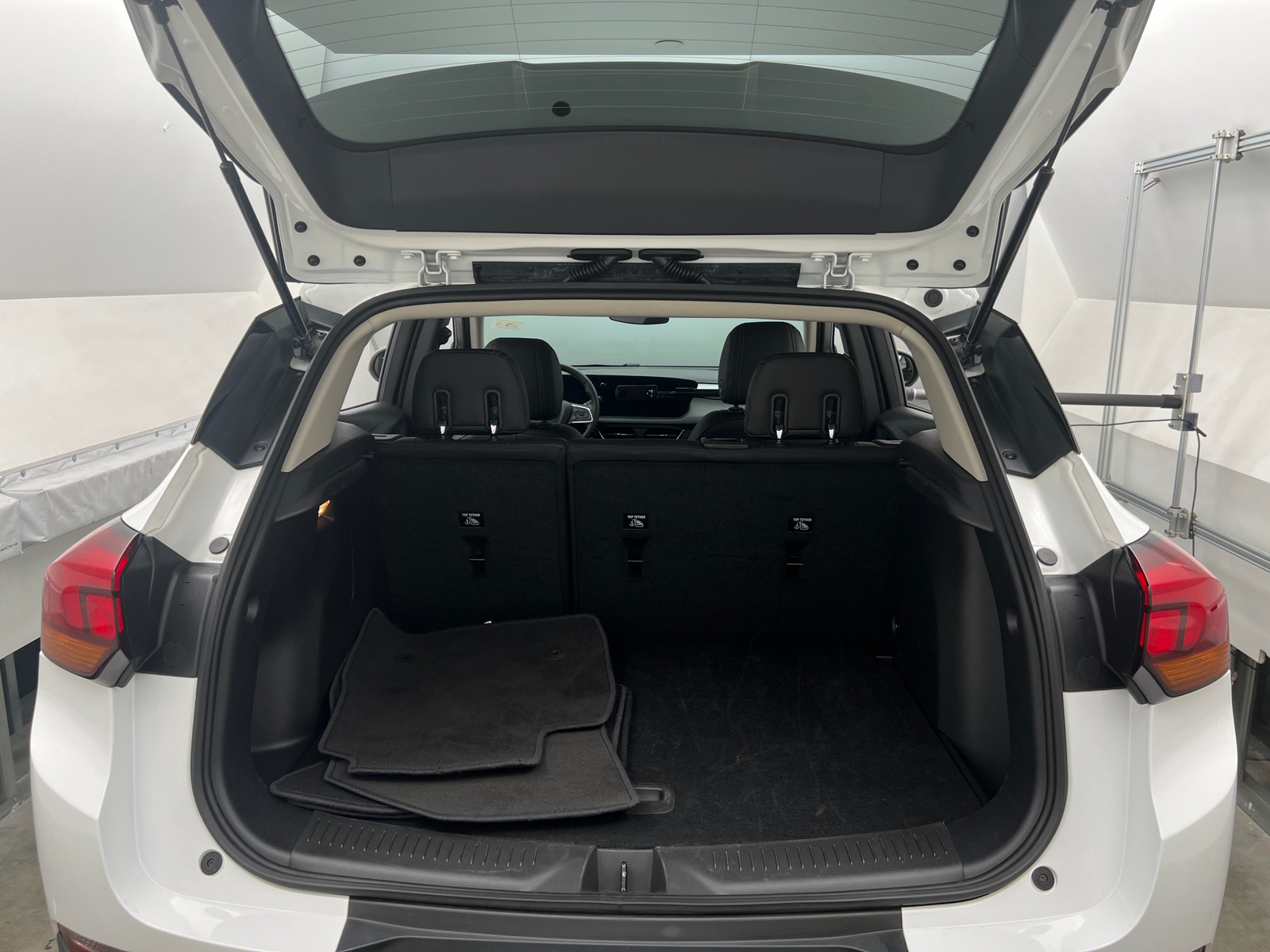 Thumbnail: 2025 Buick Encore GX - 6