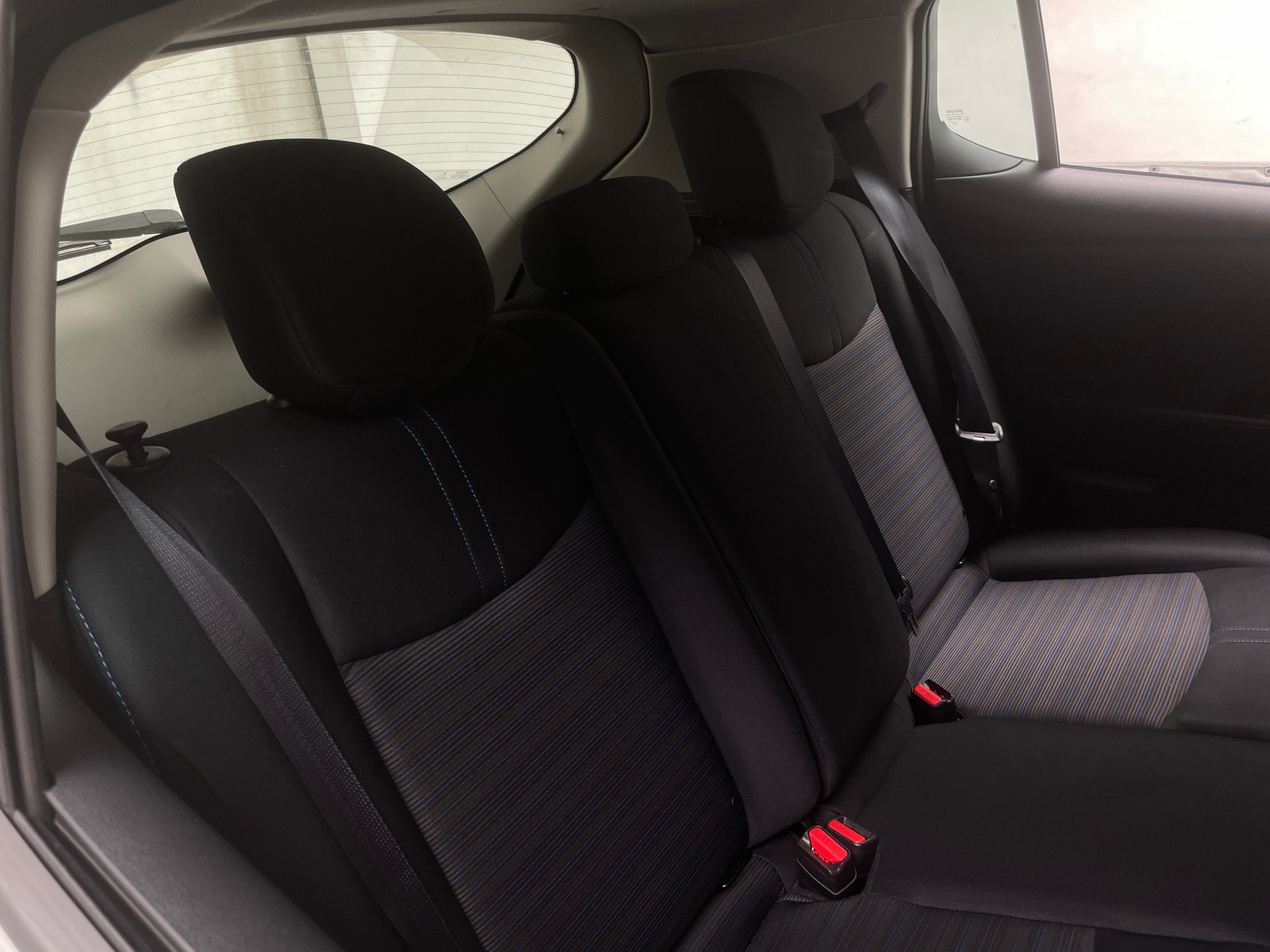 Thumbnail: 2022 Nissan Leaf - 6