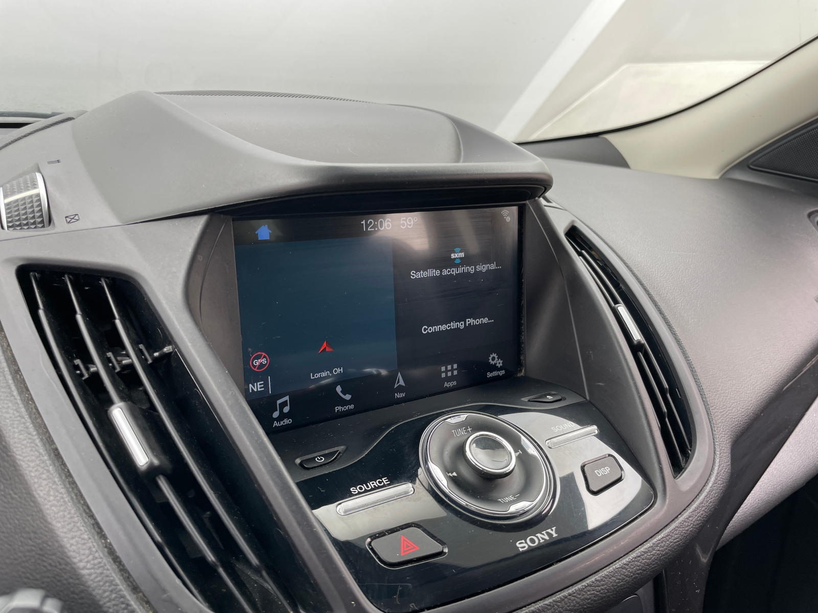 Thumbnail: 2019 Ford Escape - 3