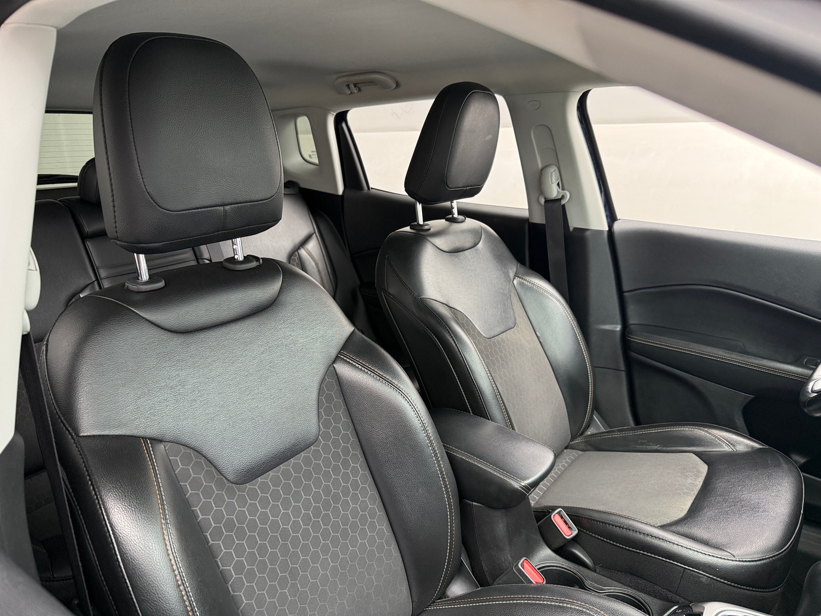 Thumbnail: 2020 Jeep Compass - 2