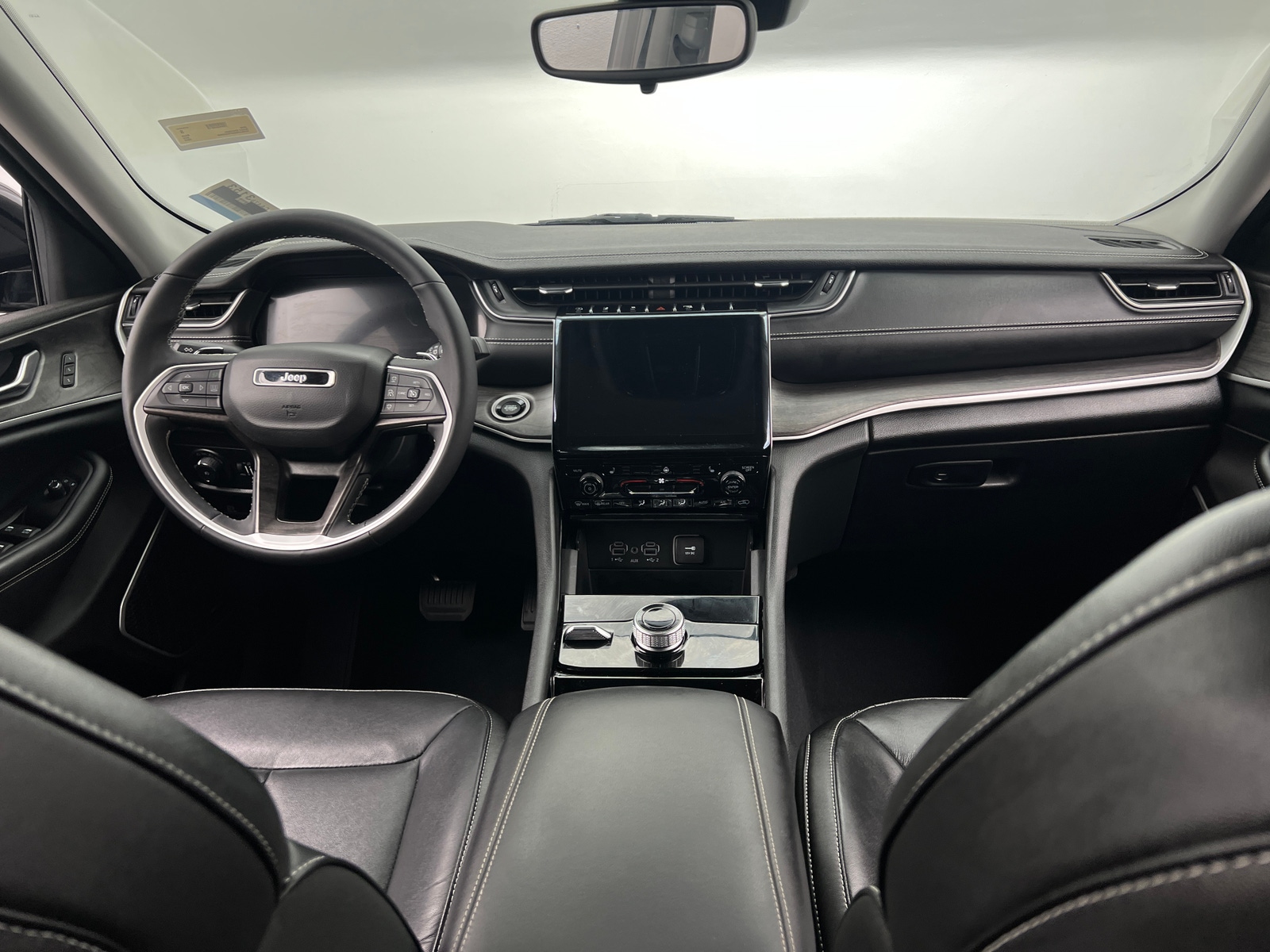 Thumbnail: 2023 Jeep Grand Cherokee - 2