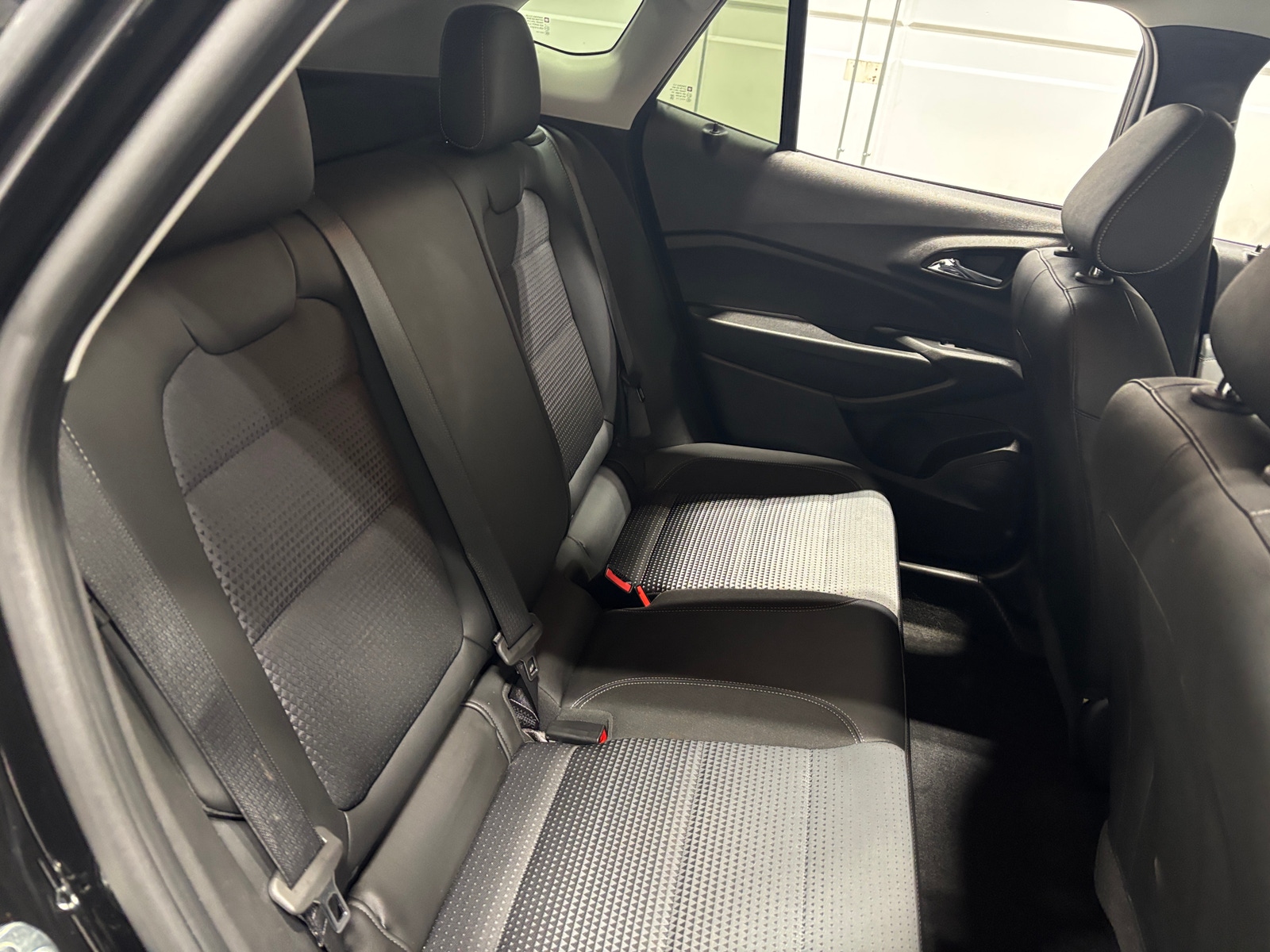 Thumbnail: 2025 Chevrolet Trax - 6