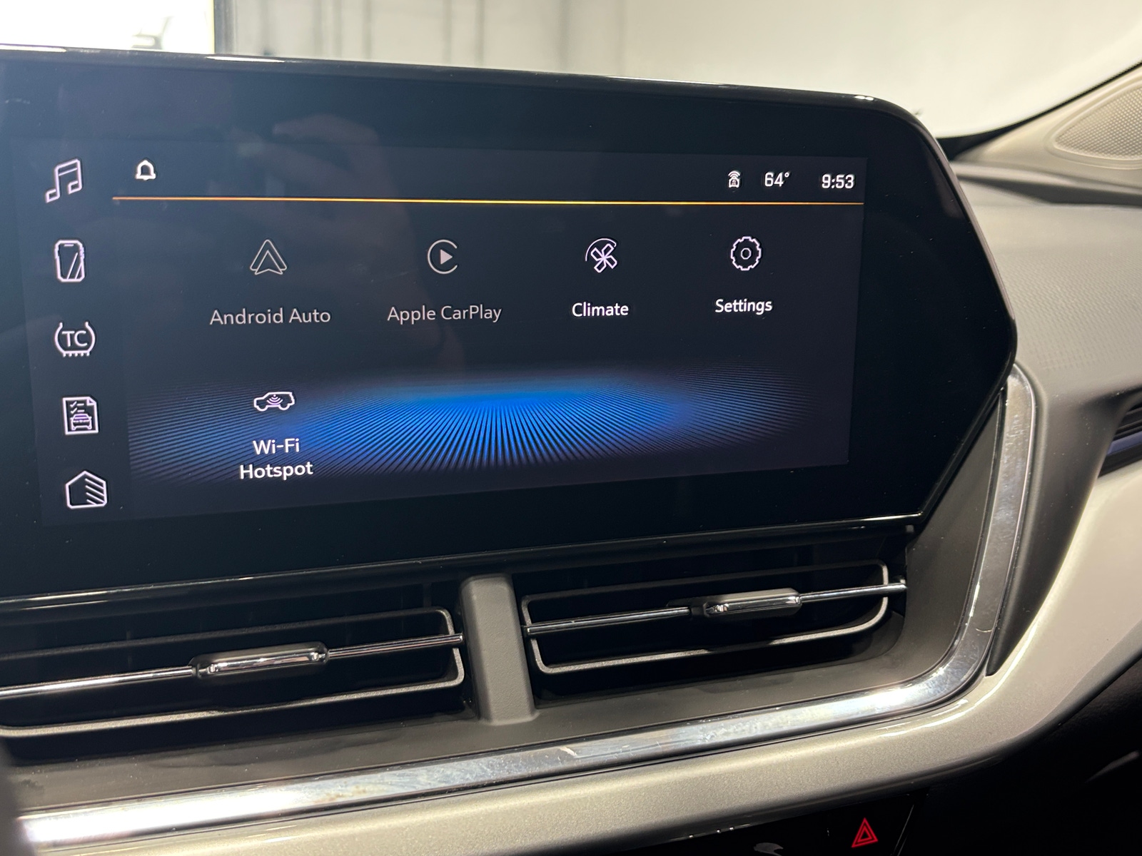 Thumbnail: 2025 Chevrolet Trax - 4