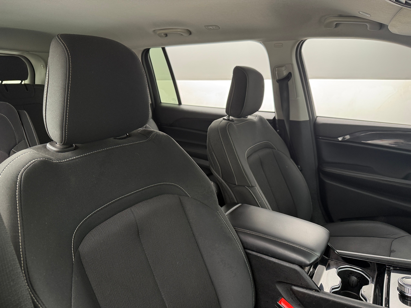 Thumbnail: 2023 Jeep Grand Cherokee L - 2