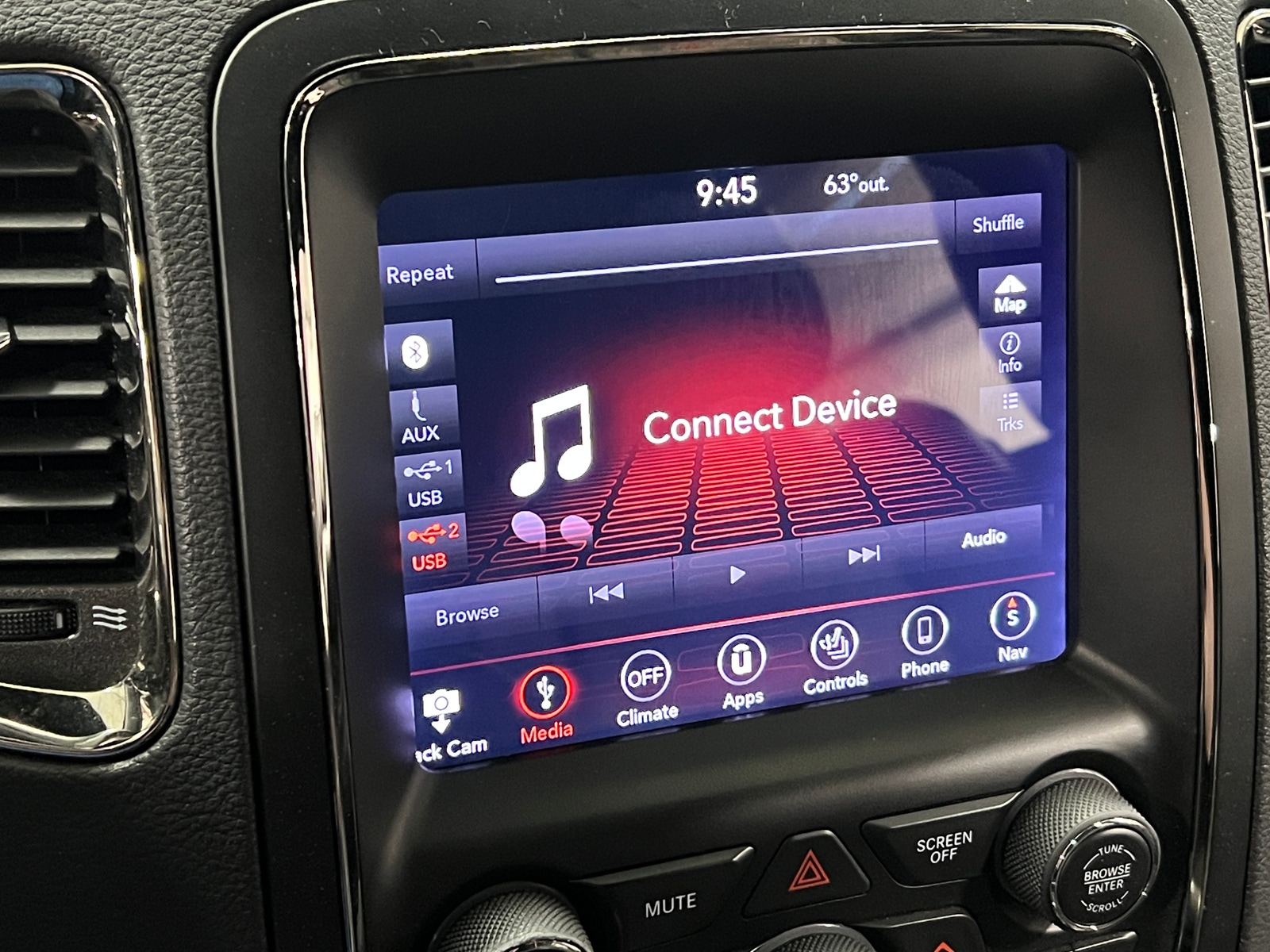 Thumbnail: 2018 Dodge Durango - 3