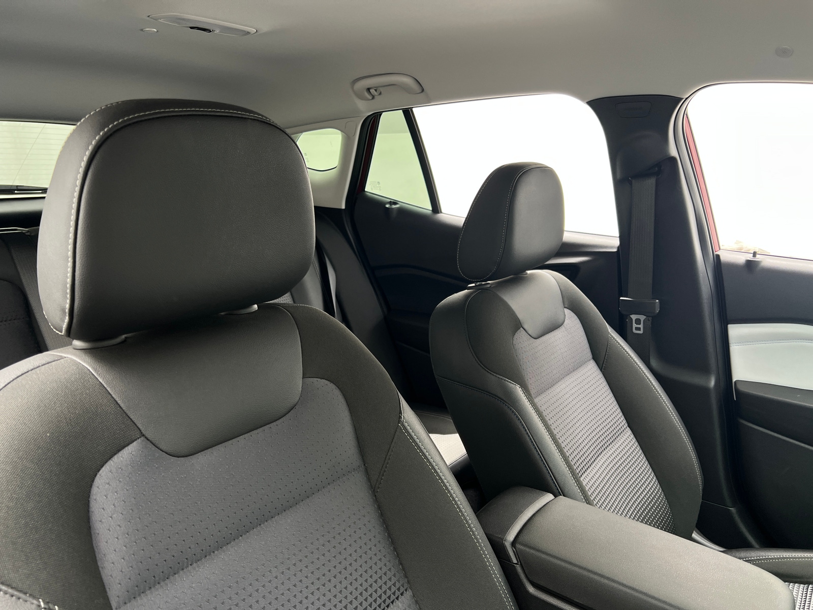 Thumbnail: 2025 Chevrolet Trax - 2